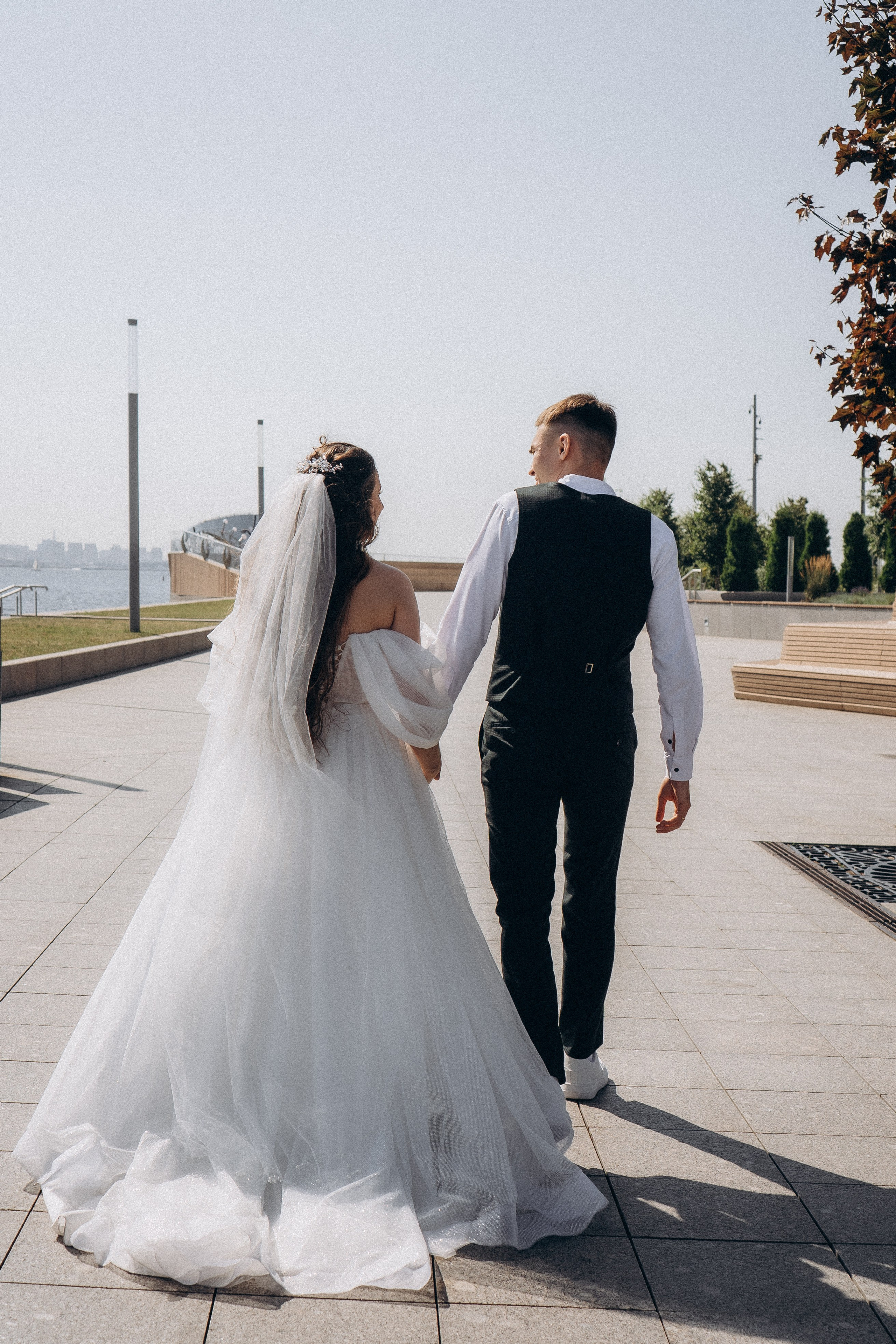 СВАДЕБНАЯ СЬЕМК В ПАРКЕ 300-ЛЕТИЯ. Профессиональный фотограф, Санкт-Петербург — Виктория Богомолова