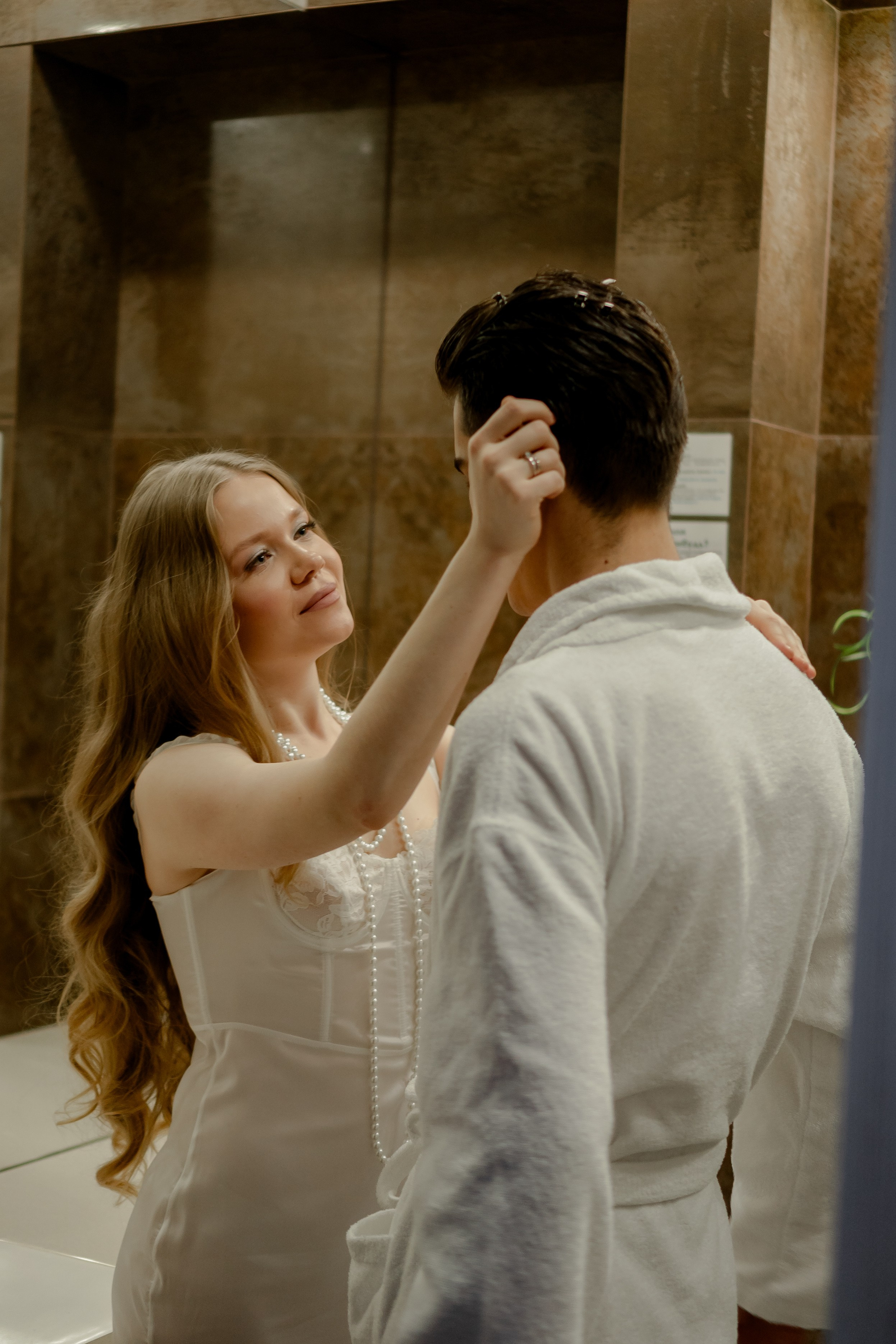 СБОРЫ ПЕРЕД СВАДЕБНЫМ ДНЕМ (СНЯТО В СИБИРЕ В НИЖНЕВАРТОВСКЕ). Профессиональный фотограф, Санкт-Петербург — Виктория Богомолова