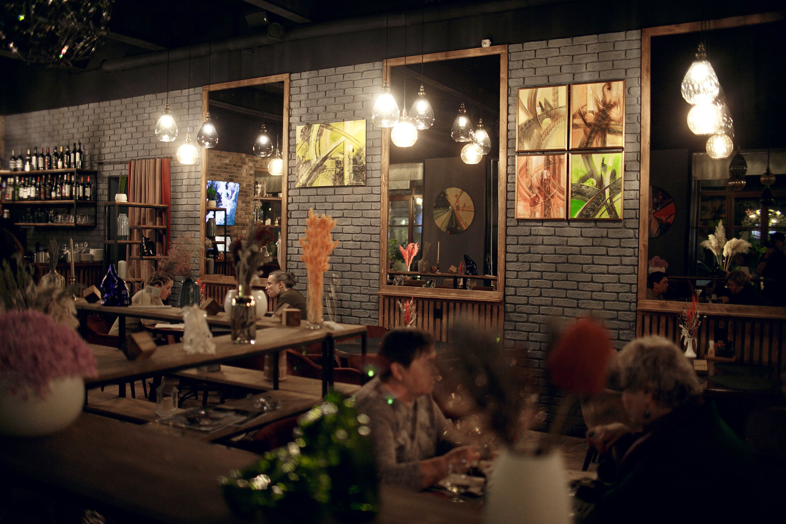 «Март». Ваш репортажный фотограф Артемий Антонов