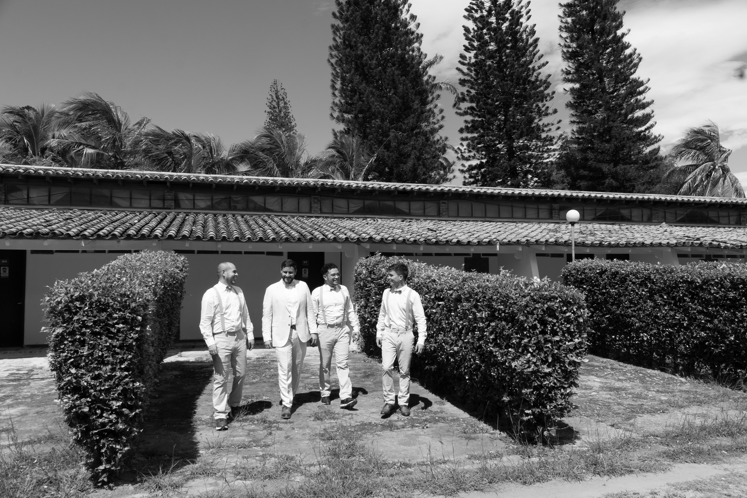 Carola & Gerson. Wedding Photographer in Barcelona and Medellin