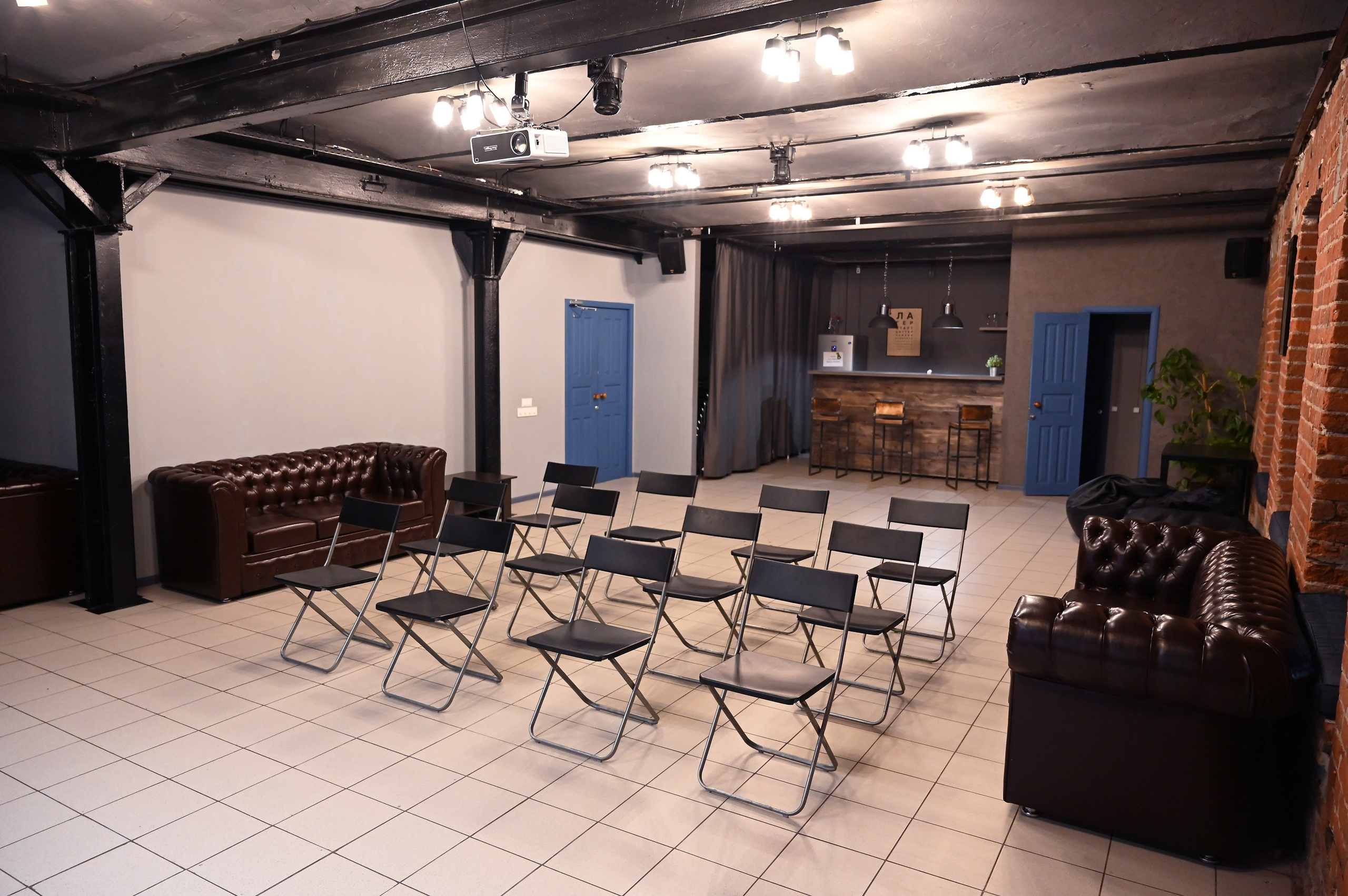 Съемка лофта «Пятый элемент». Автомобильный фотограф в Москве — Сидоров Дмитрий