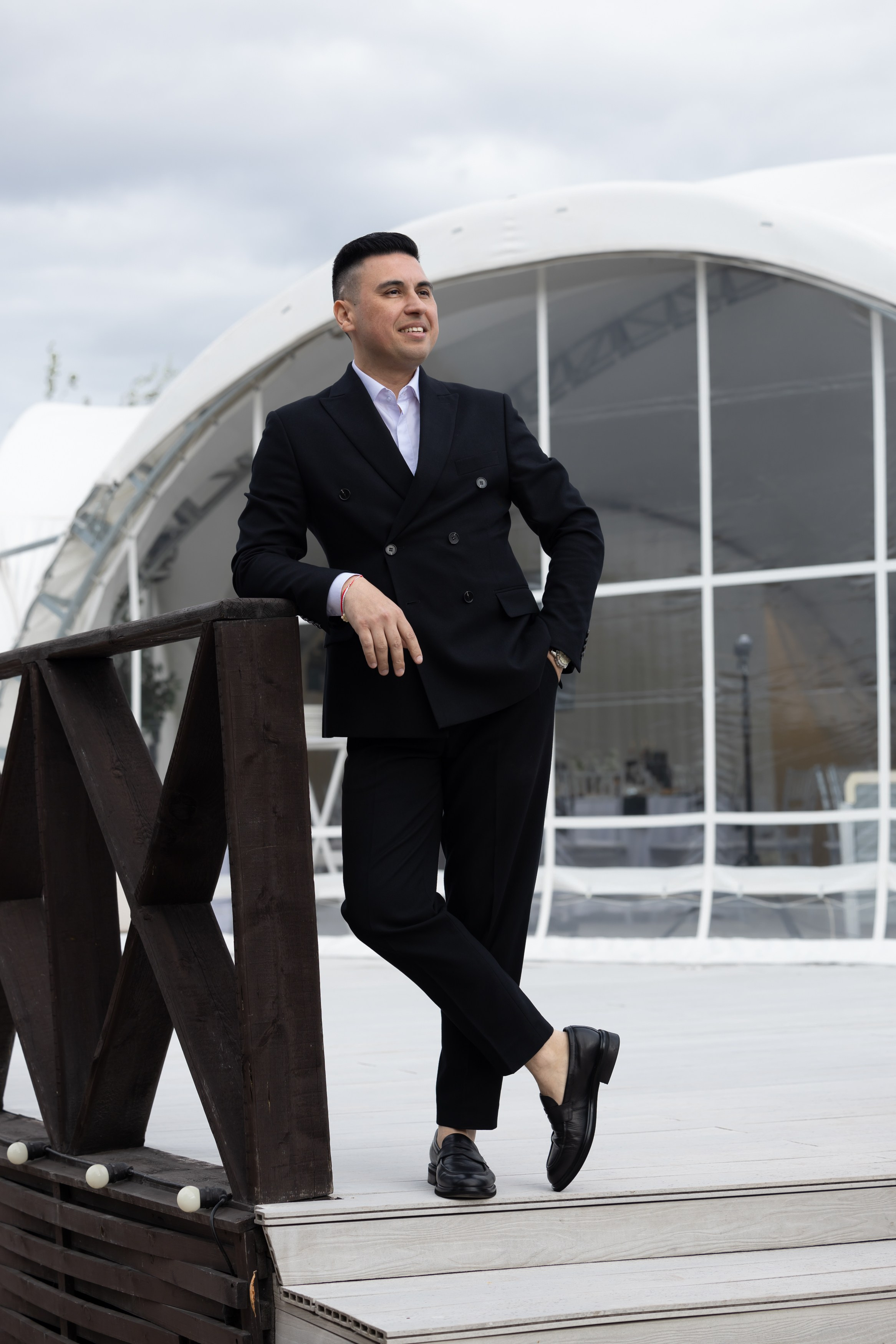 Kirill & Julia. Фотограф свадебный, репортажный, индивидуальный, фото для маркетплейсов, брендов, автосалонов