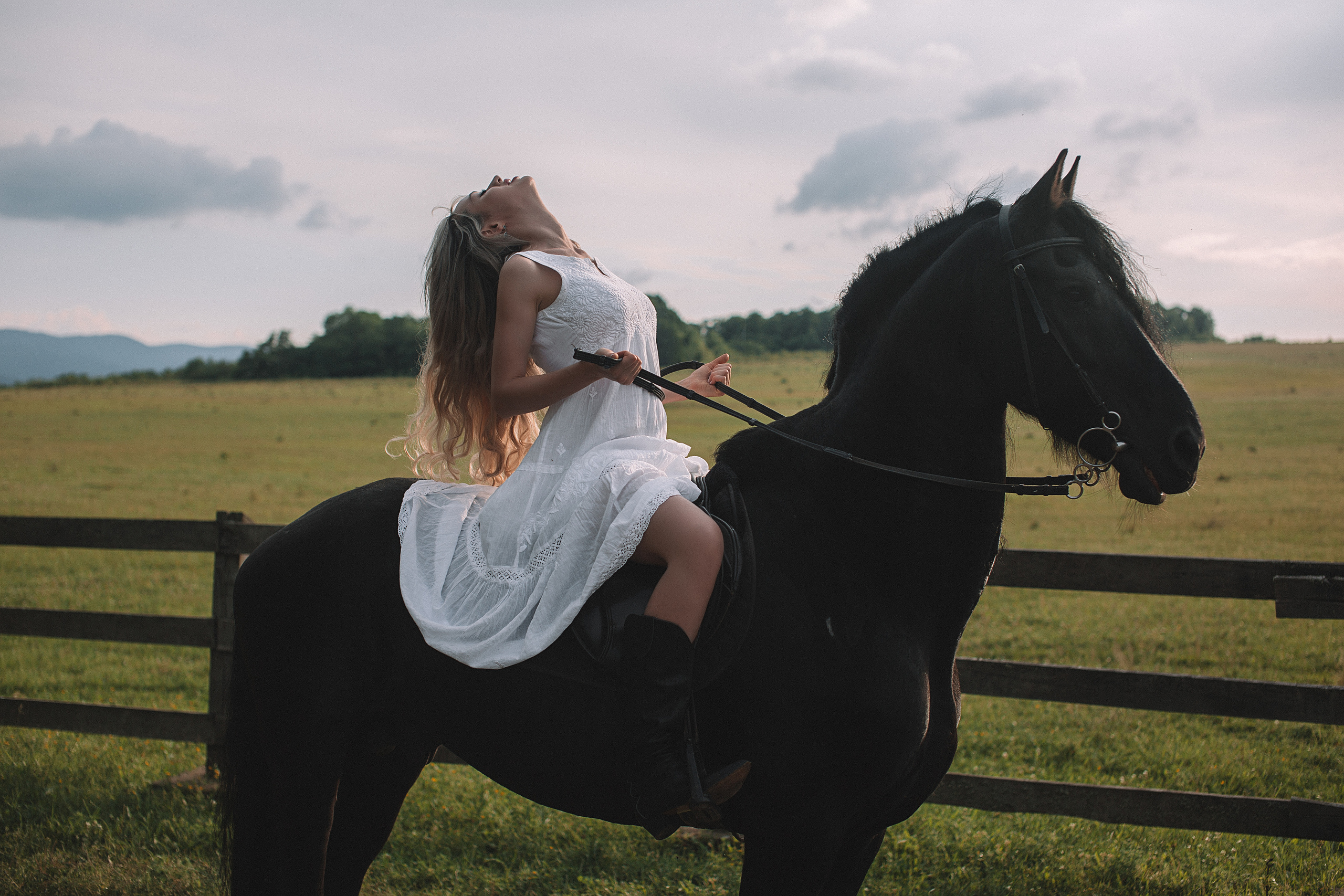 Конная фотосессия. Свадебный и семейный фотограф/видеограф в Краснодаре Наталья Осинская