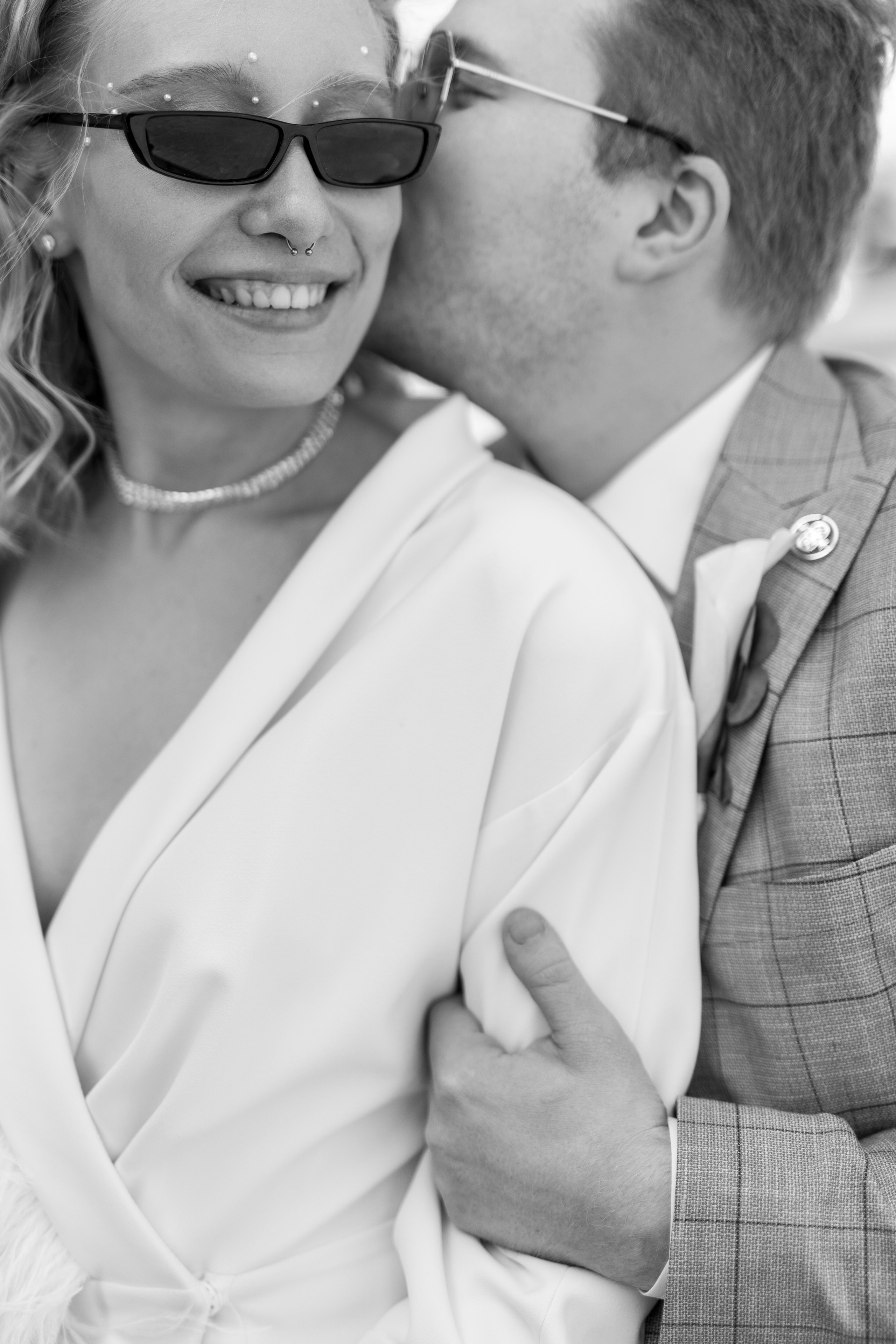 Виктор & Александра. Фотограф Казань — профессиональные услуги фотосессий в студии и на локации