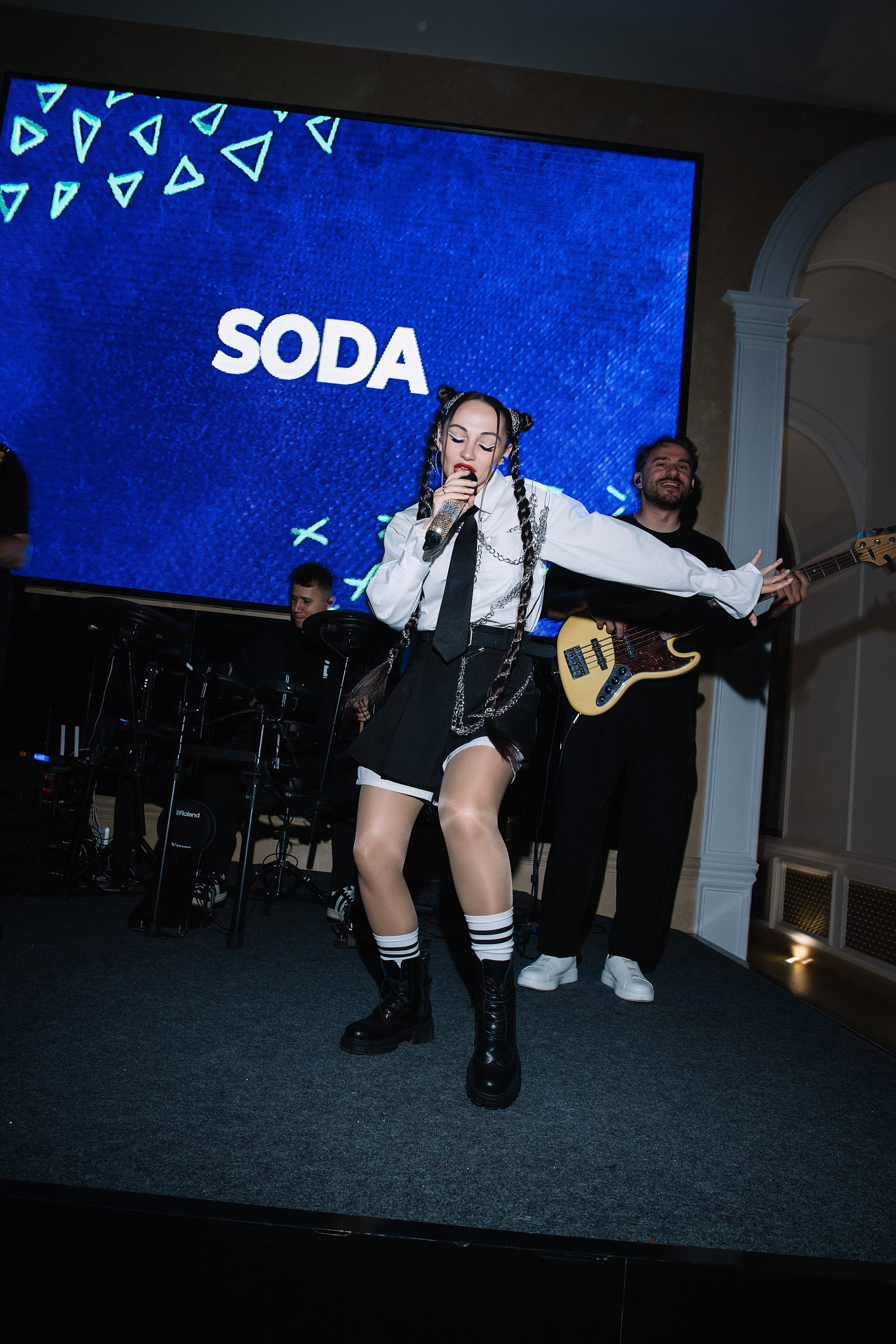 11 класс Гимназия 82. Фотограф и Видеограф в Краснодаре Юлия Солодченко