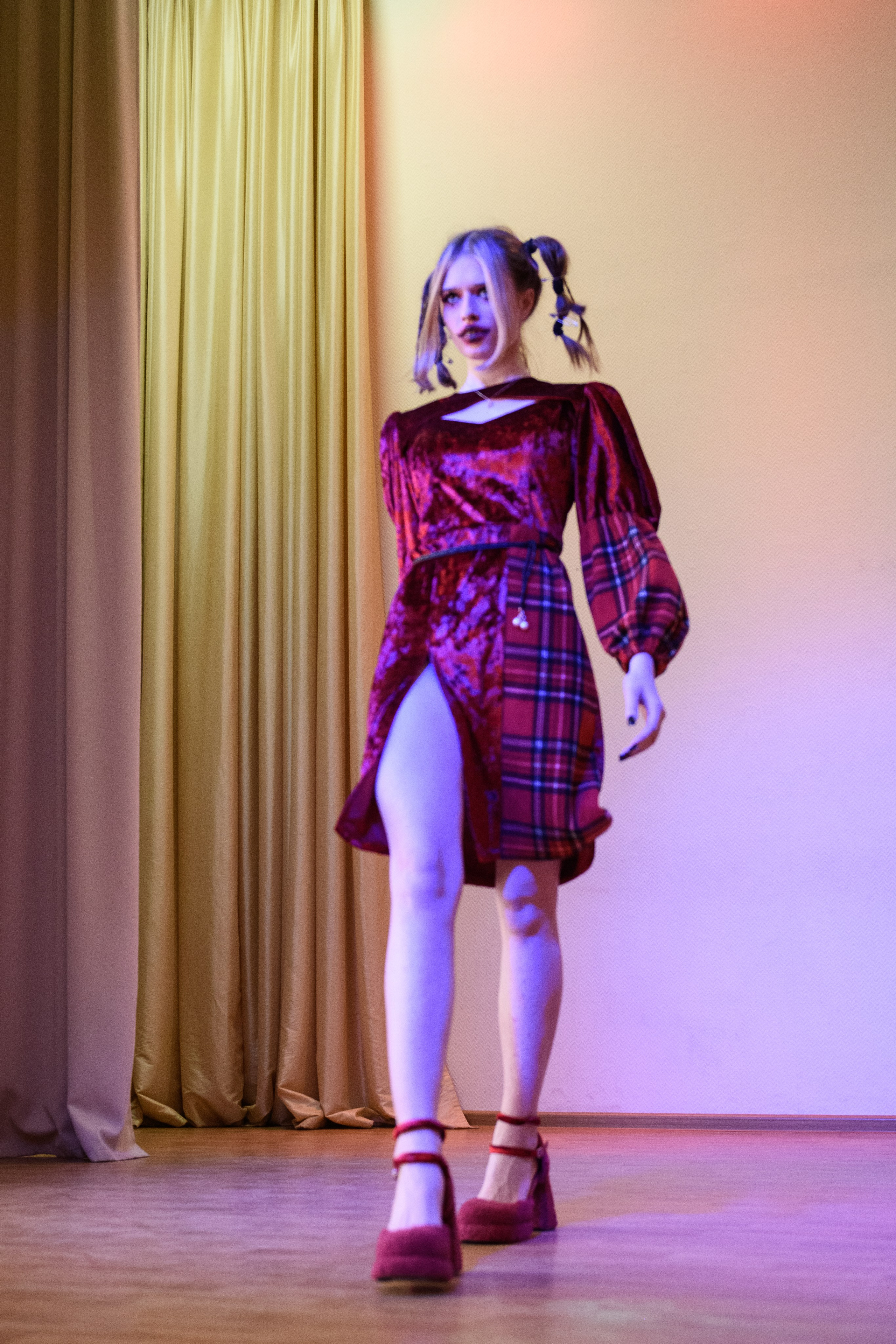 Фотосъемка конкурса молодых дизайнеров. Организация и проведение фотосъемок в Санкт-Петербурге. Фотограф Смирягин Илья