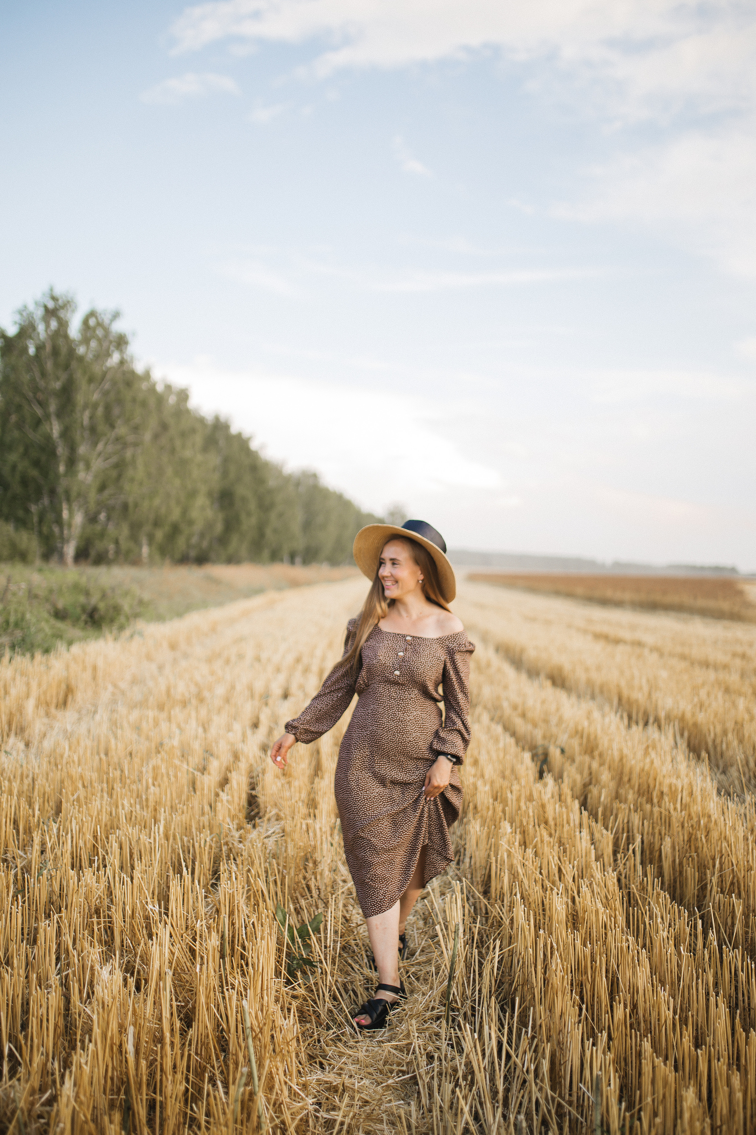 Вика Саша Алиса поле. Семейный и свадебный фотограф в Екатеринбурге Орлова Ирина