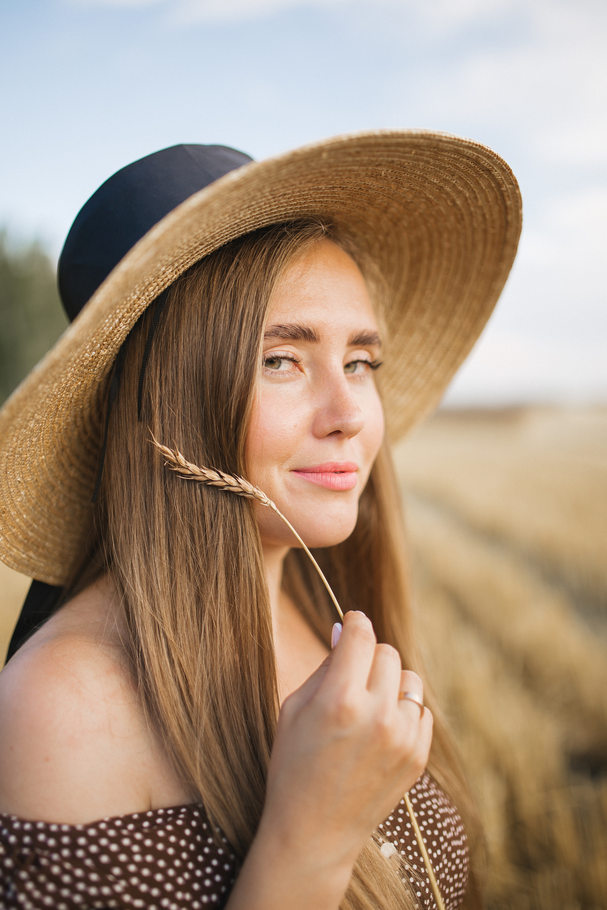 Вика Саша Алиса поле. Семейный и свадебный фотограф в Екатеринбурге Орлова Ирина