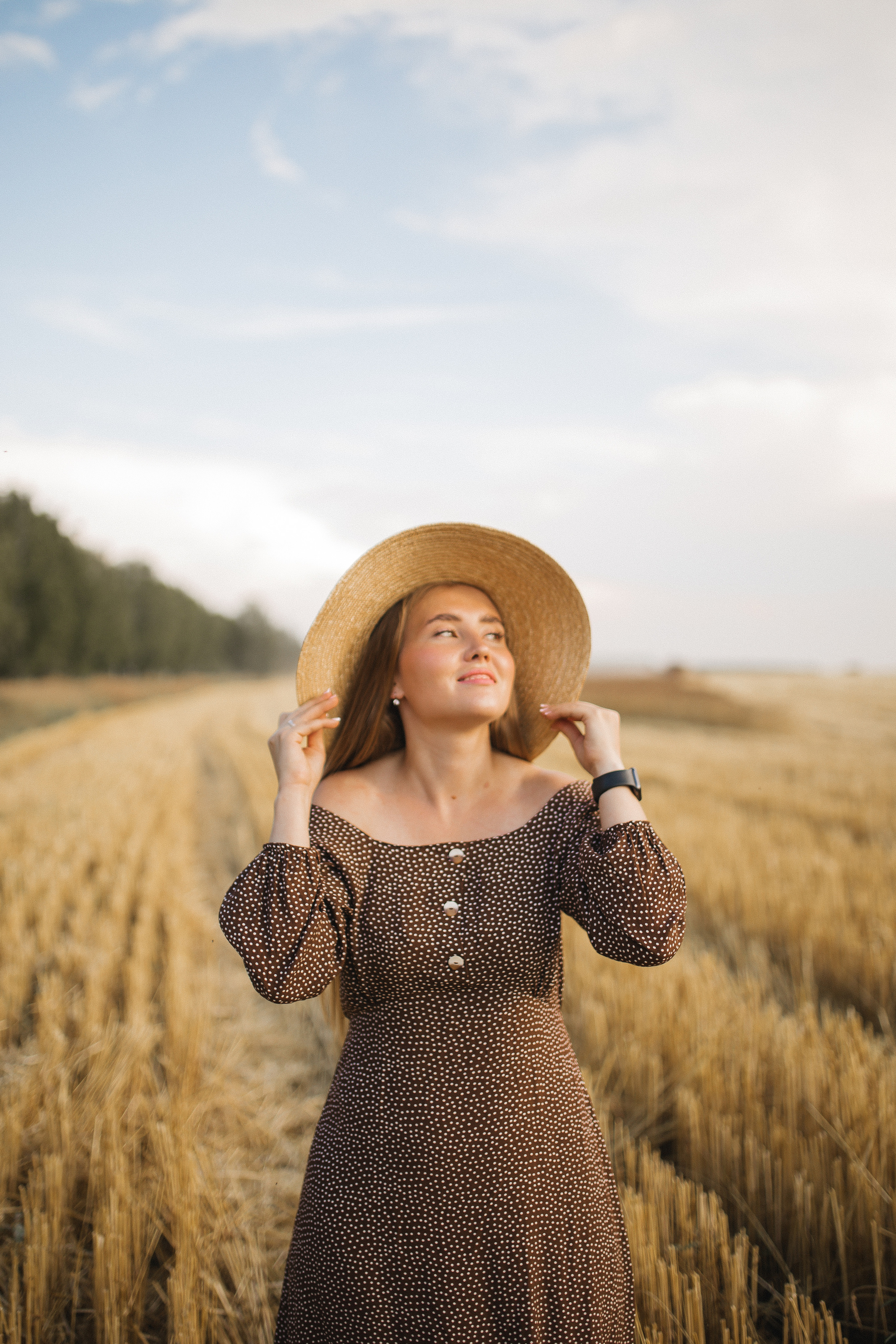 Вика Саша Алиса поле. Семейный и свадебный фотограф в Екатеринбурге Орлова Ирина