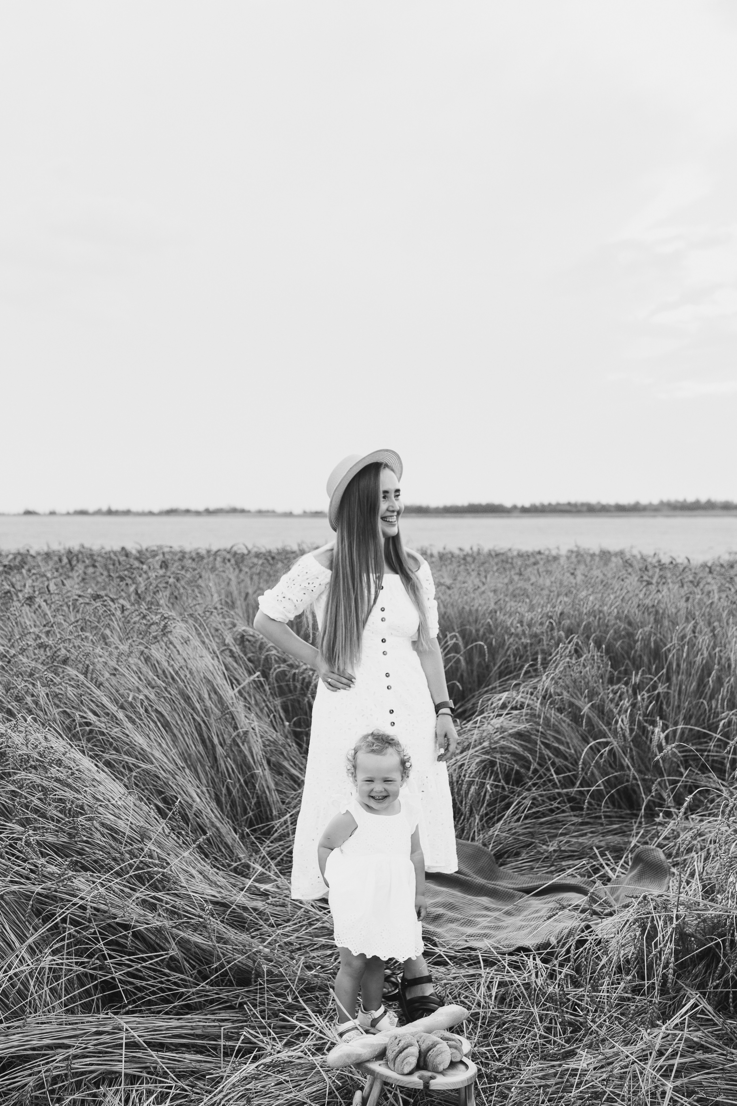 Вика Саша Алиса поле. Семейный и свадебный фотограф в Екатеринбурге Орлова Ирина