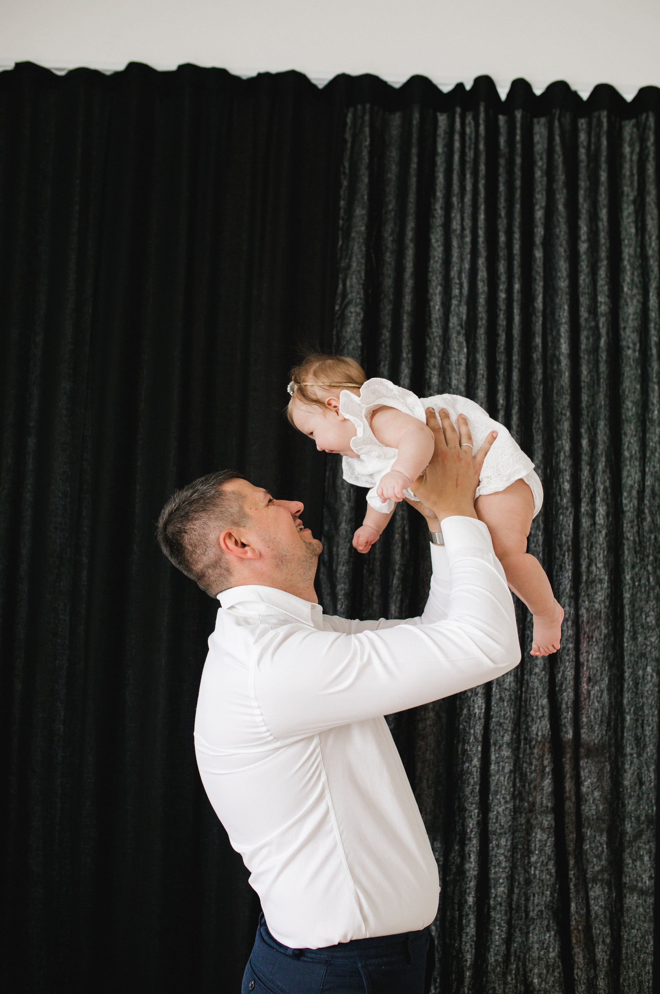 Лиза Максим и Алиса 6 мес. Семейный и свадебный фотограф в Екатеринбурге Орлова Ирина