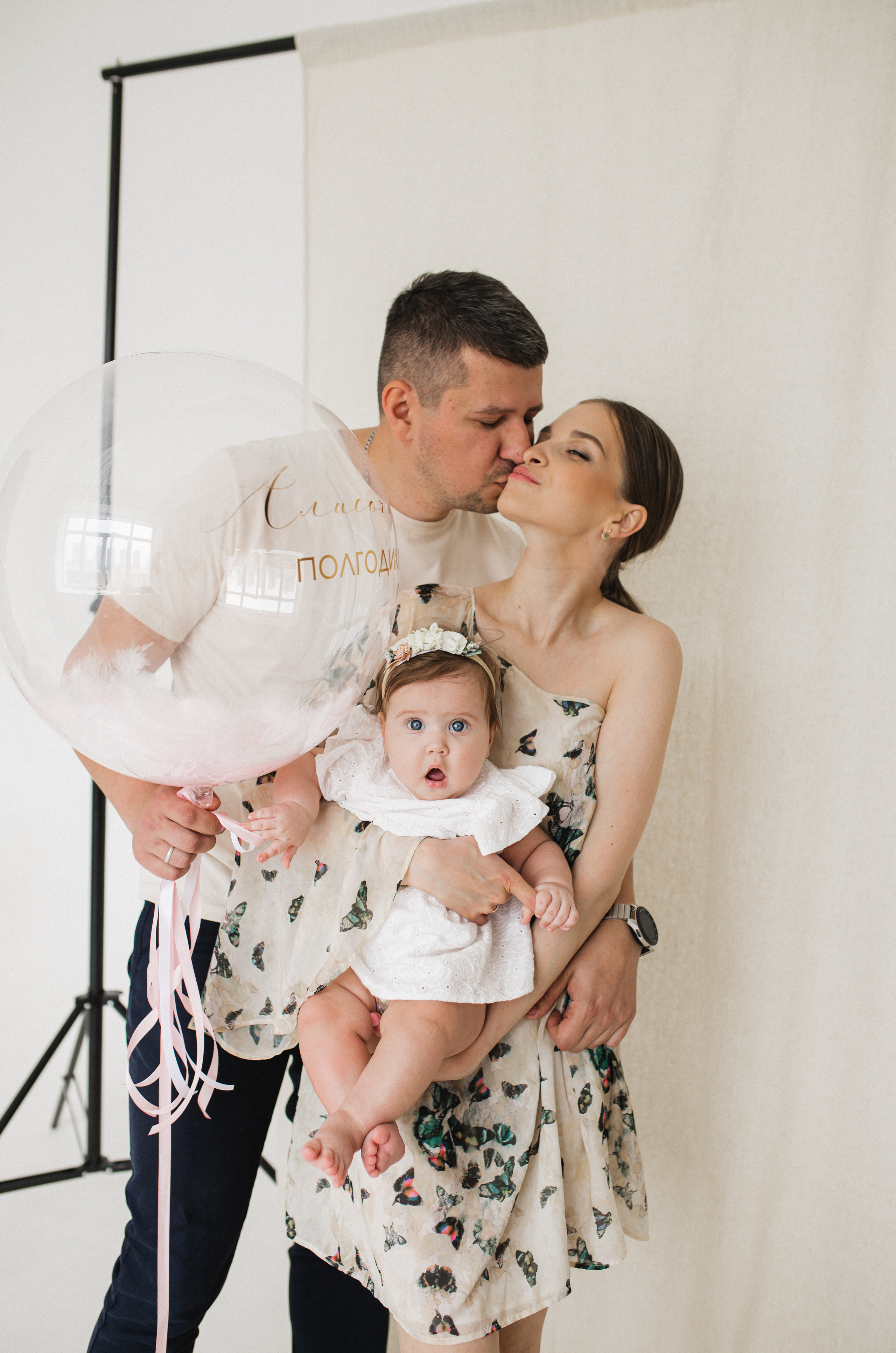 Лиза Максим и Алиса 6 мес. Семейный и свадебный фотограф в Екатеринбурге Орлова Ирина