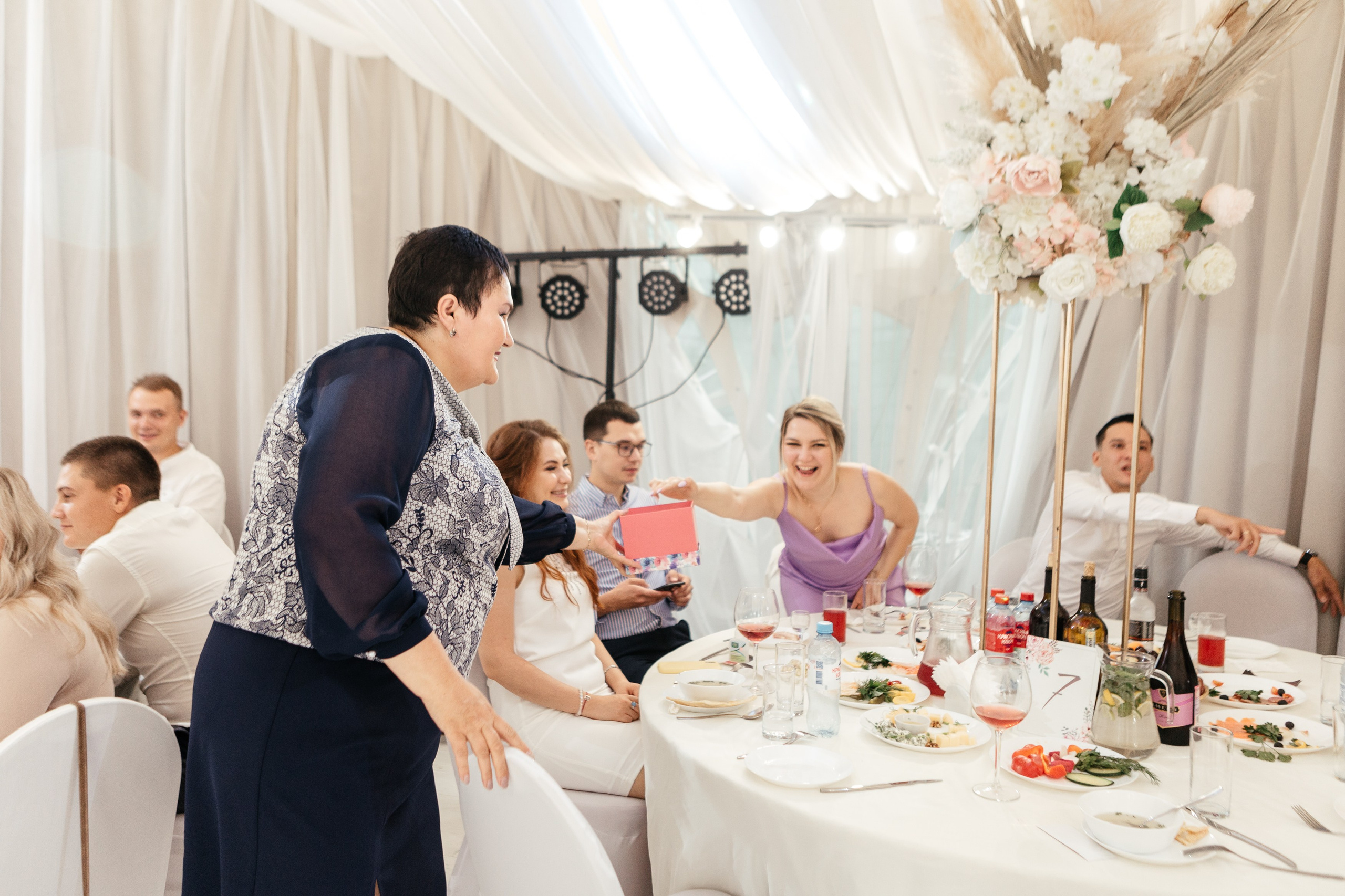 Свадебный фотограф Уфа — Руслан ГабдлисламовЖивые эмоции, красивые кадры, воспоминания на всю жизнь.Работаю по всей Республике Башкортоста. Свадебный фотограф Уфа Руслан Габдлисламов