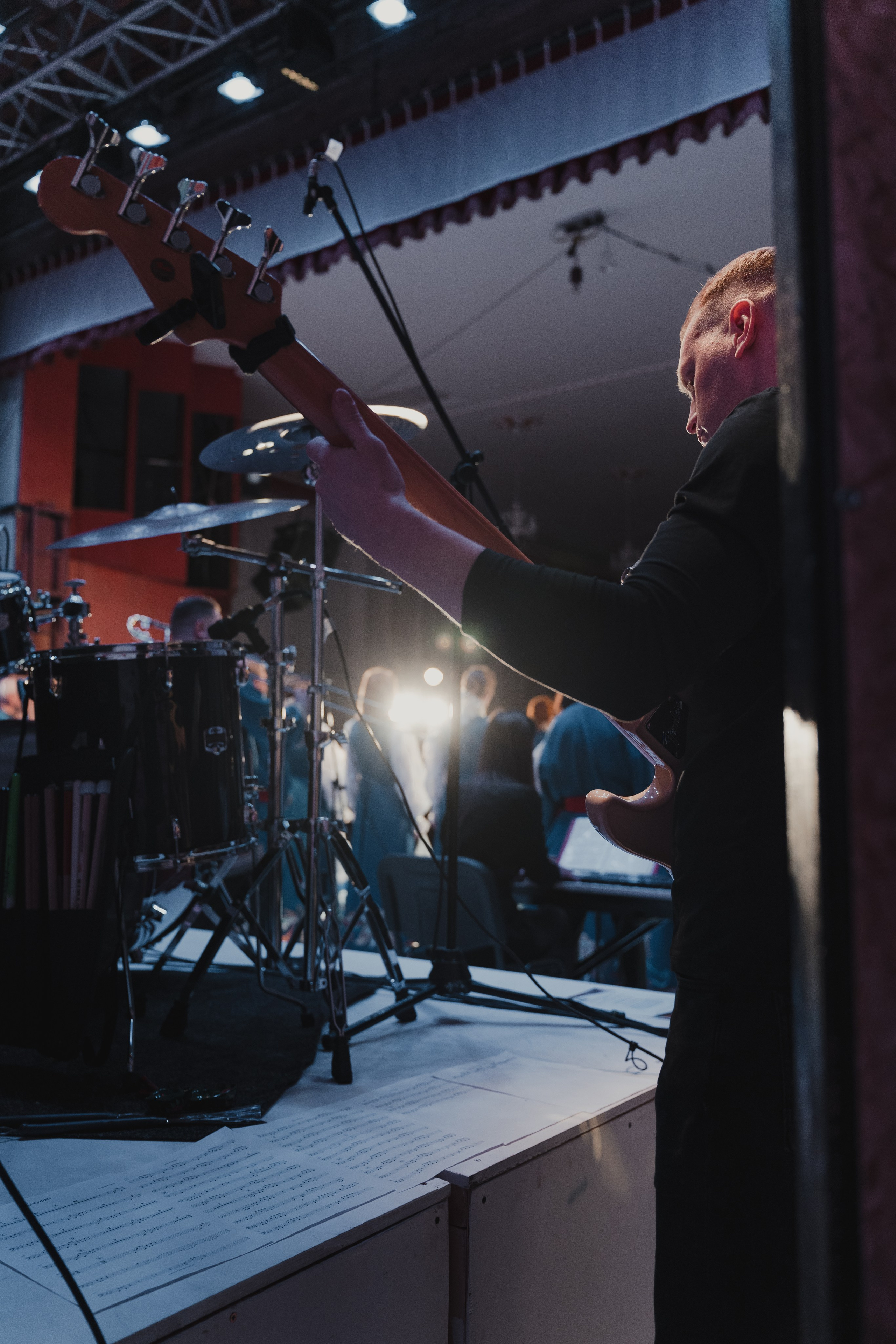 Альбом-портфолио репортажных снимков. Фотограф Ди Садчиков