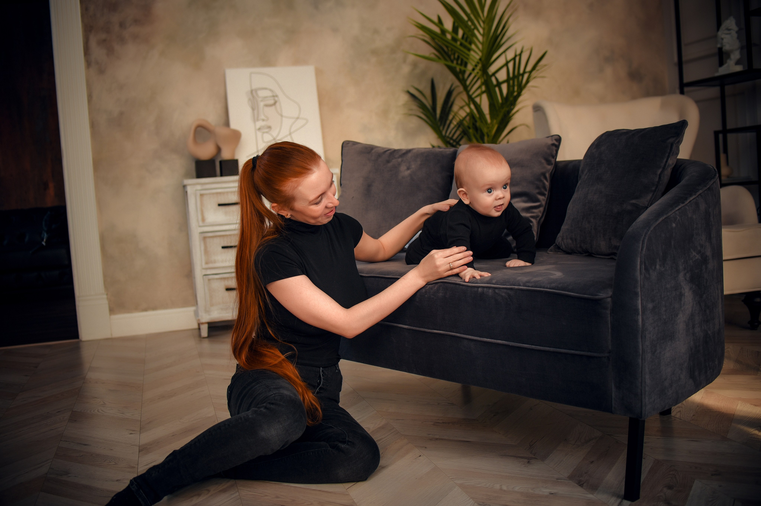 Семейная студийная фотосессия 3. Свадебный, семейный, детский, контент фотограф в Омске Максим Ильин