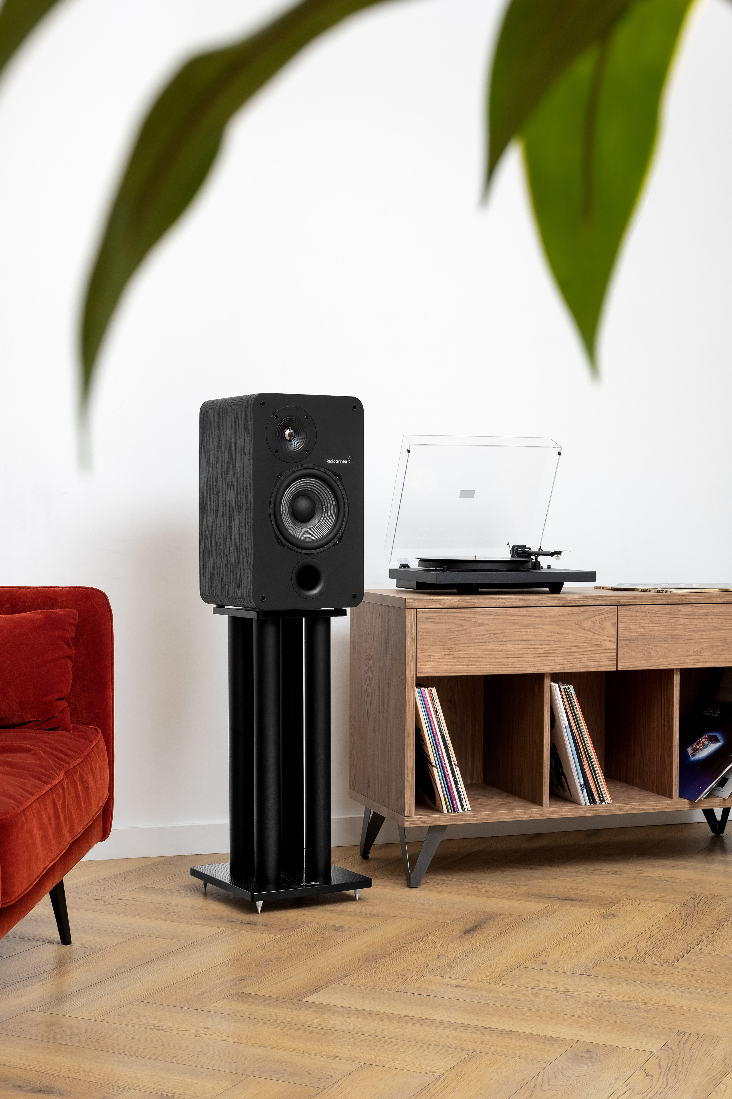 Аудиосистемы и музыкальные колонки. Сайт предметного фотографа Белоусовой Анны