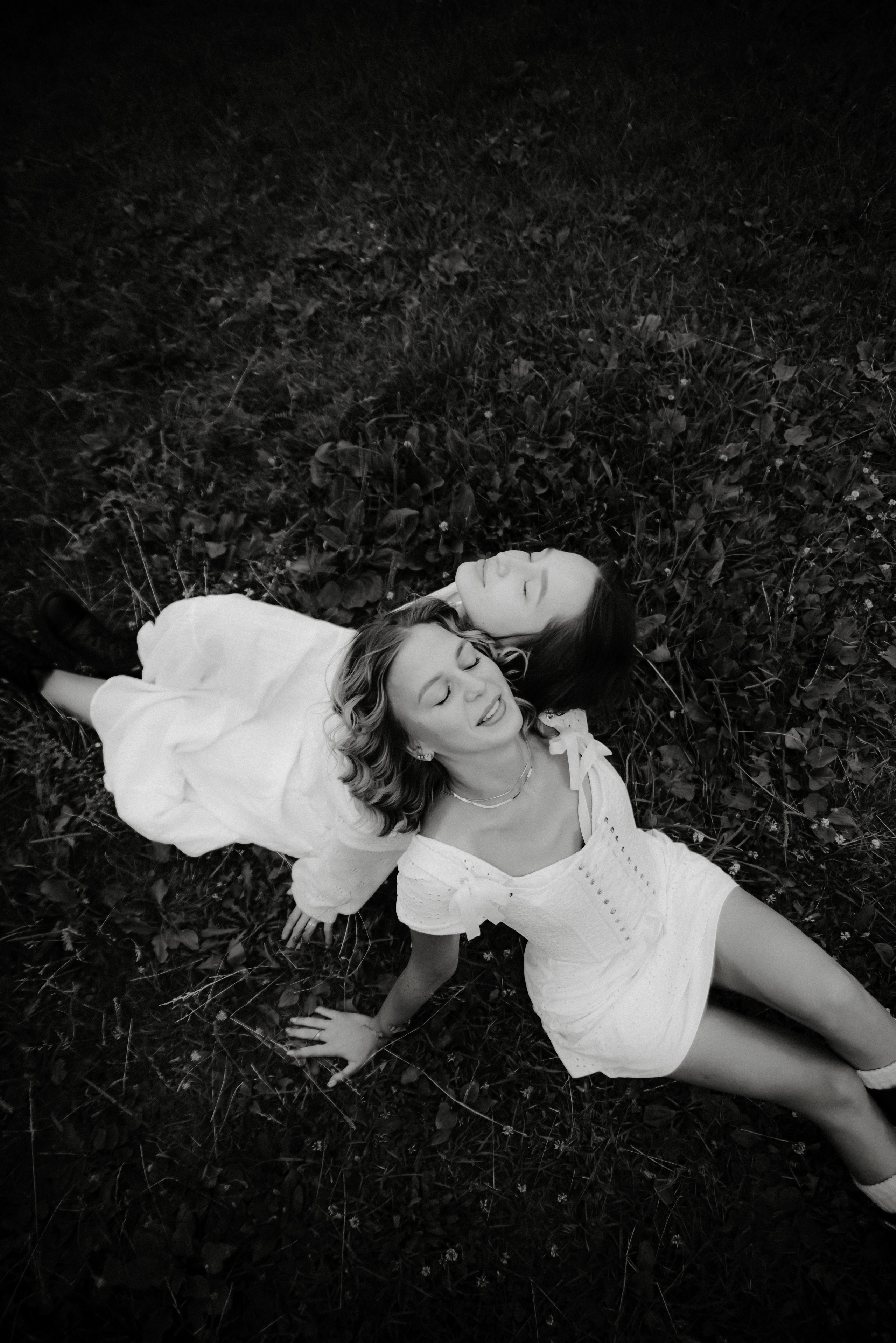 Алена и Даша