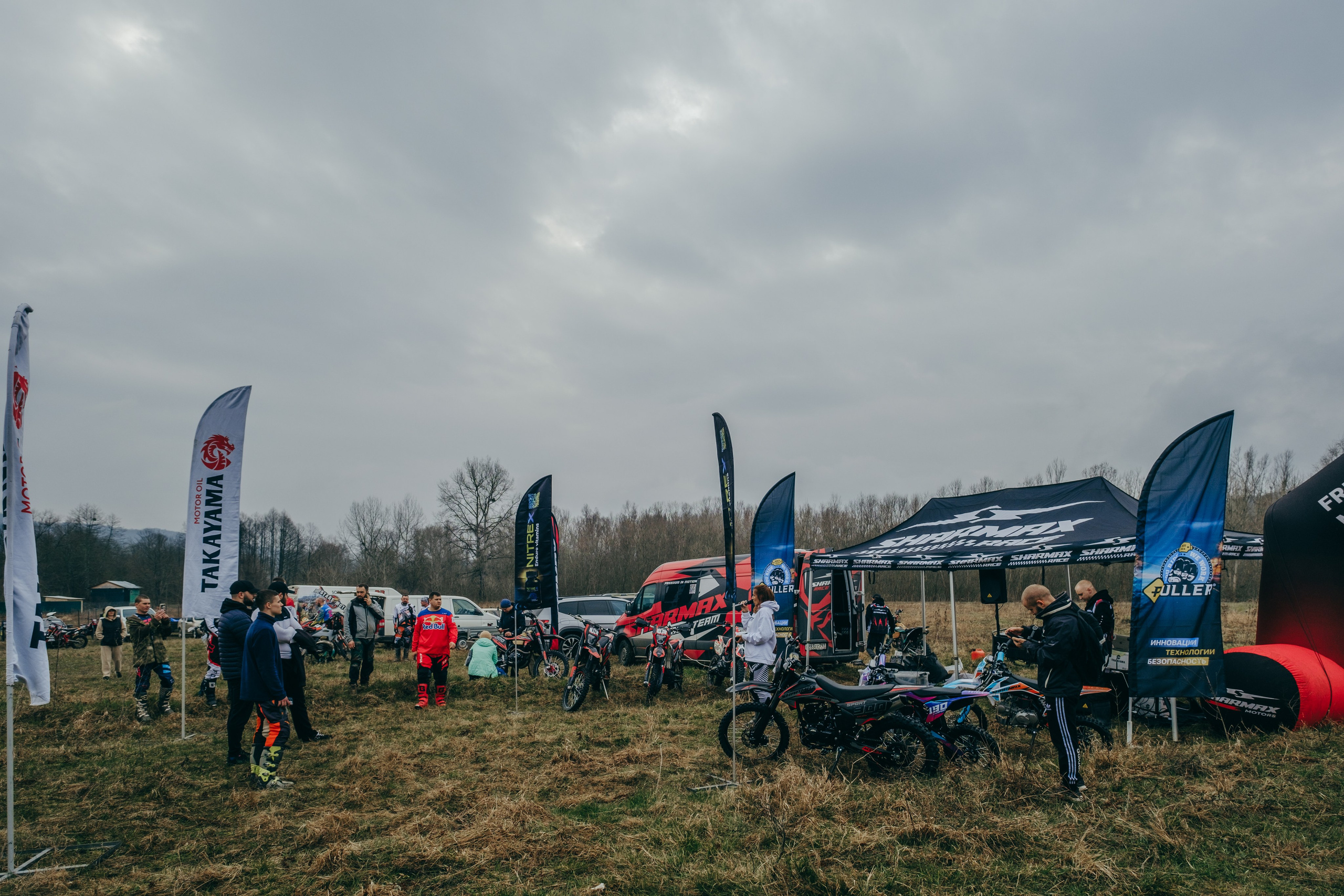 Эндуро Фест от Shamax Motors (Краснодар). Свадебный фотограф Денис Ожигин в Краснодаре и крае. Эмоциональная и стильная съемка вашего дня