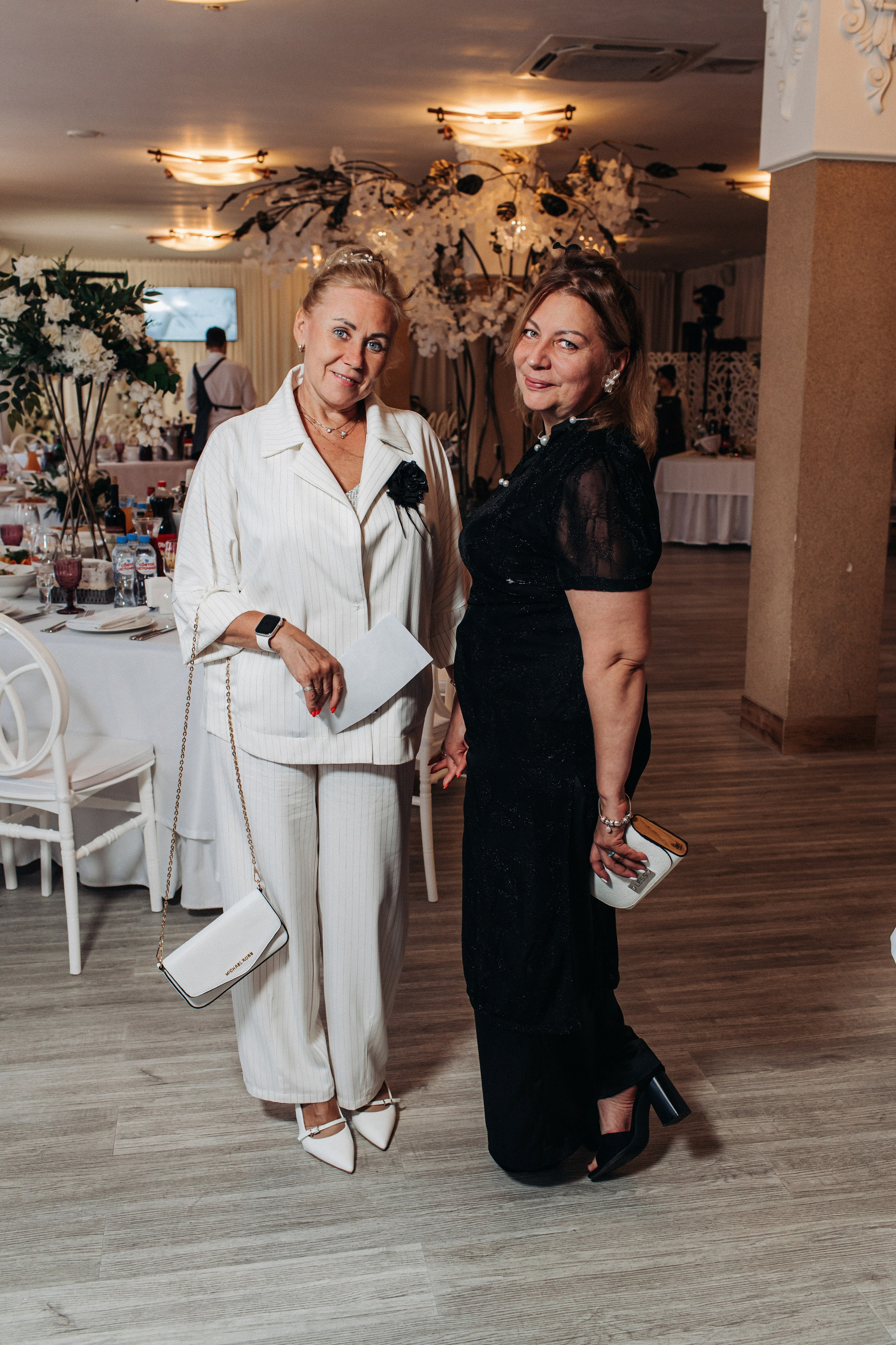 Vlad & Nadya (Saint-Petersburg, Russia). Destination wedding photographer Peter Letu