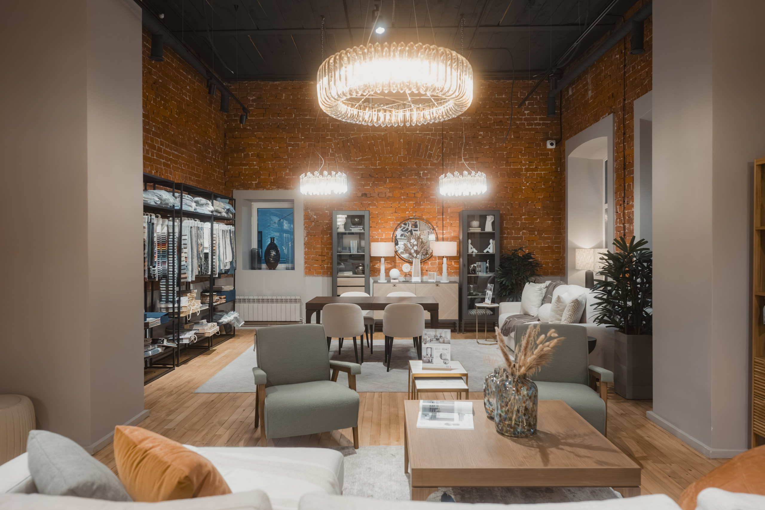 Репортажная фотосессия в Dantone Home в Казани