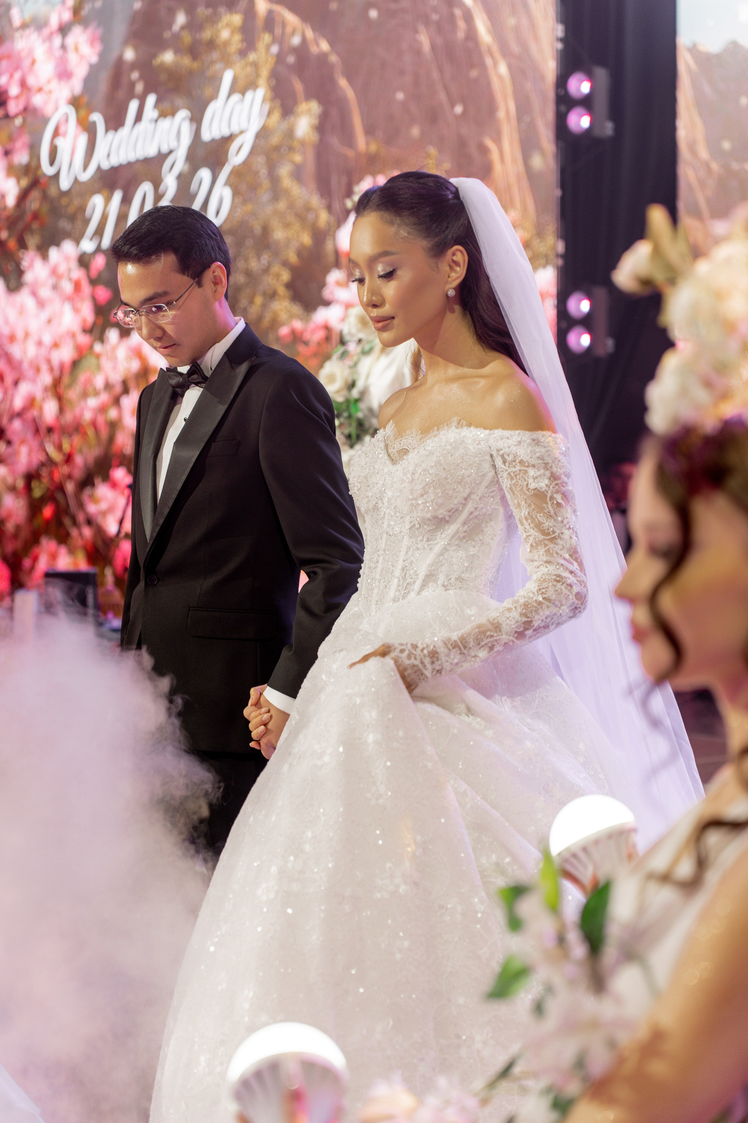NURZHAN & LYAZZAT «MAHABBAT KOKTEMI». ___________________________________________________