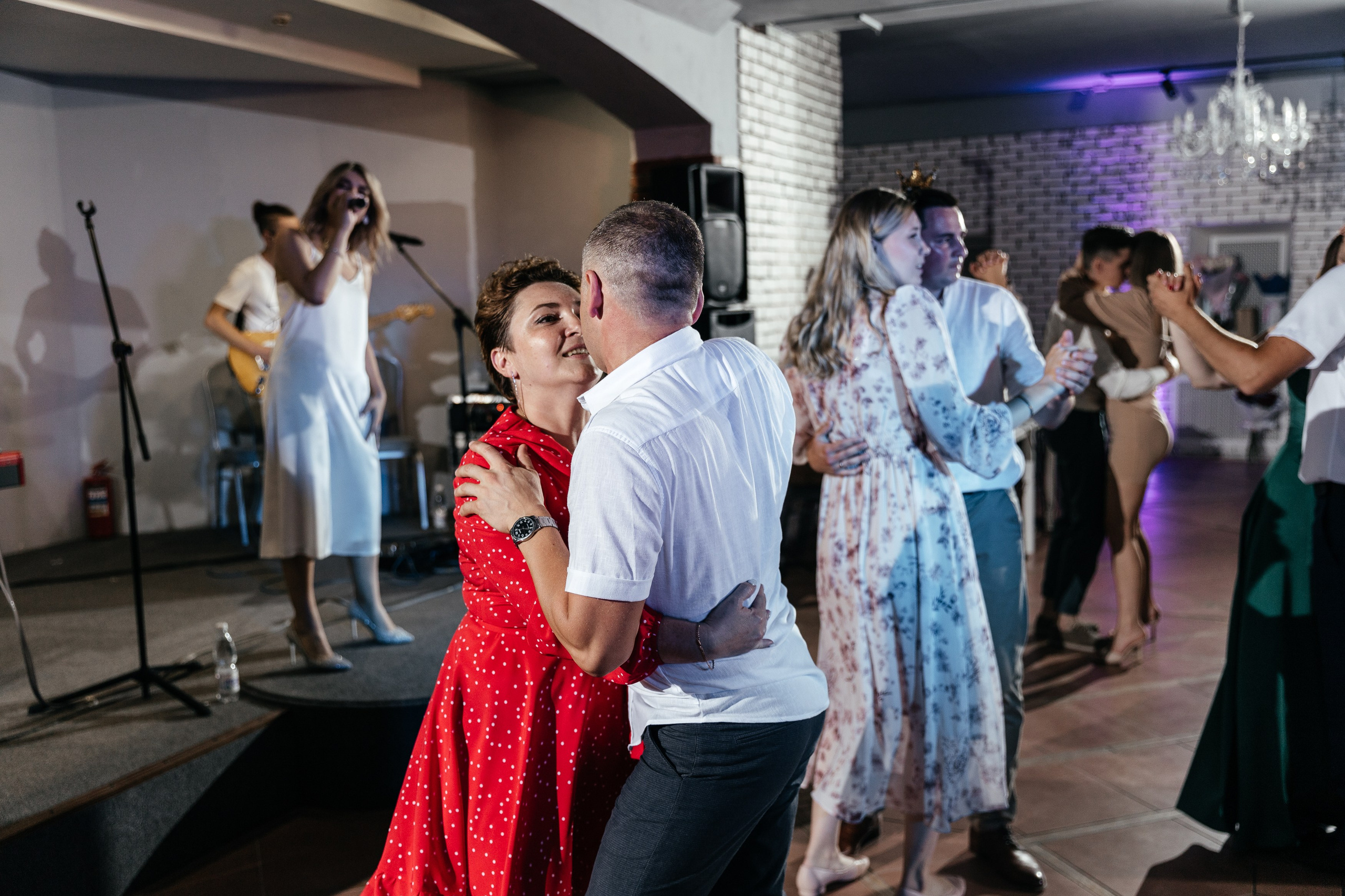 Свадебный фотограф Уфа — Руслан ГабдлисламовЖивые эмоции, красивые кадры, воспоминания на всю жизнь.Работаю по всей Республике Башкортоста. Свадебный фотограф Уфа Руслан Габдлисламов