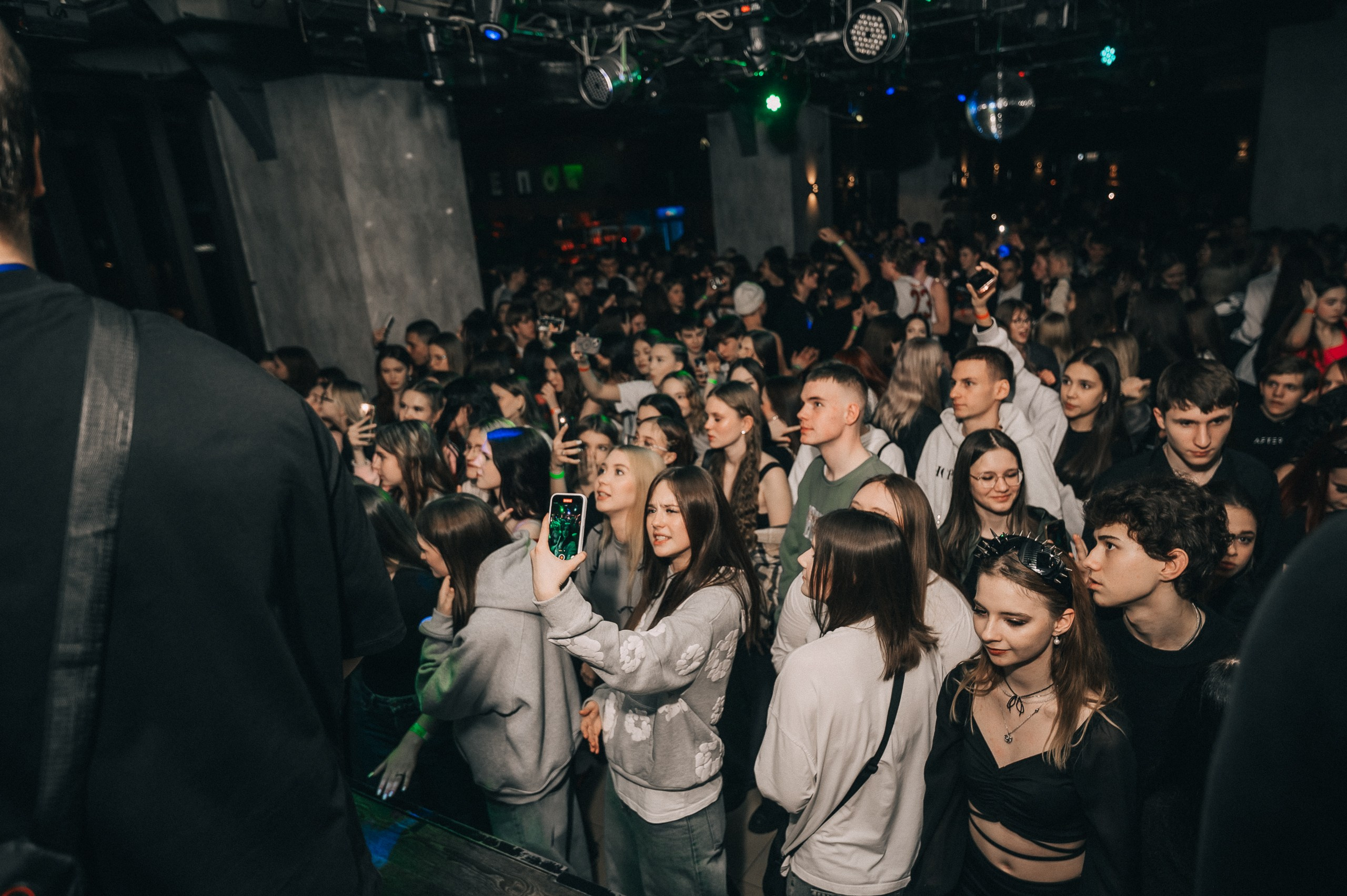 8 MARCH WOMENS DAY PARTY. Фотограф в Кемерово Владислав Шульц