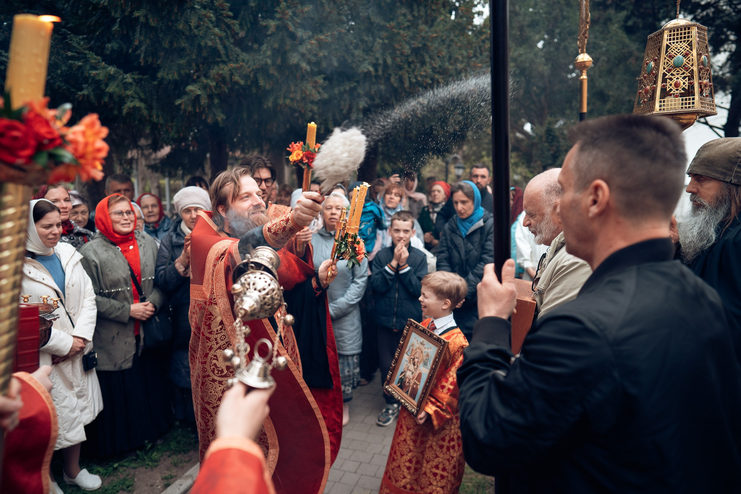 Богослужение на Светлой седмице в Херсонесском монастыре г. Севастополь. Церковный фотограф Севастополь