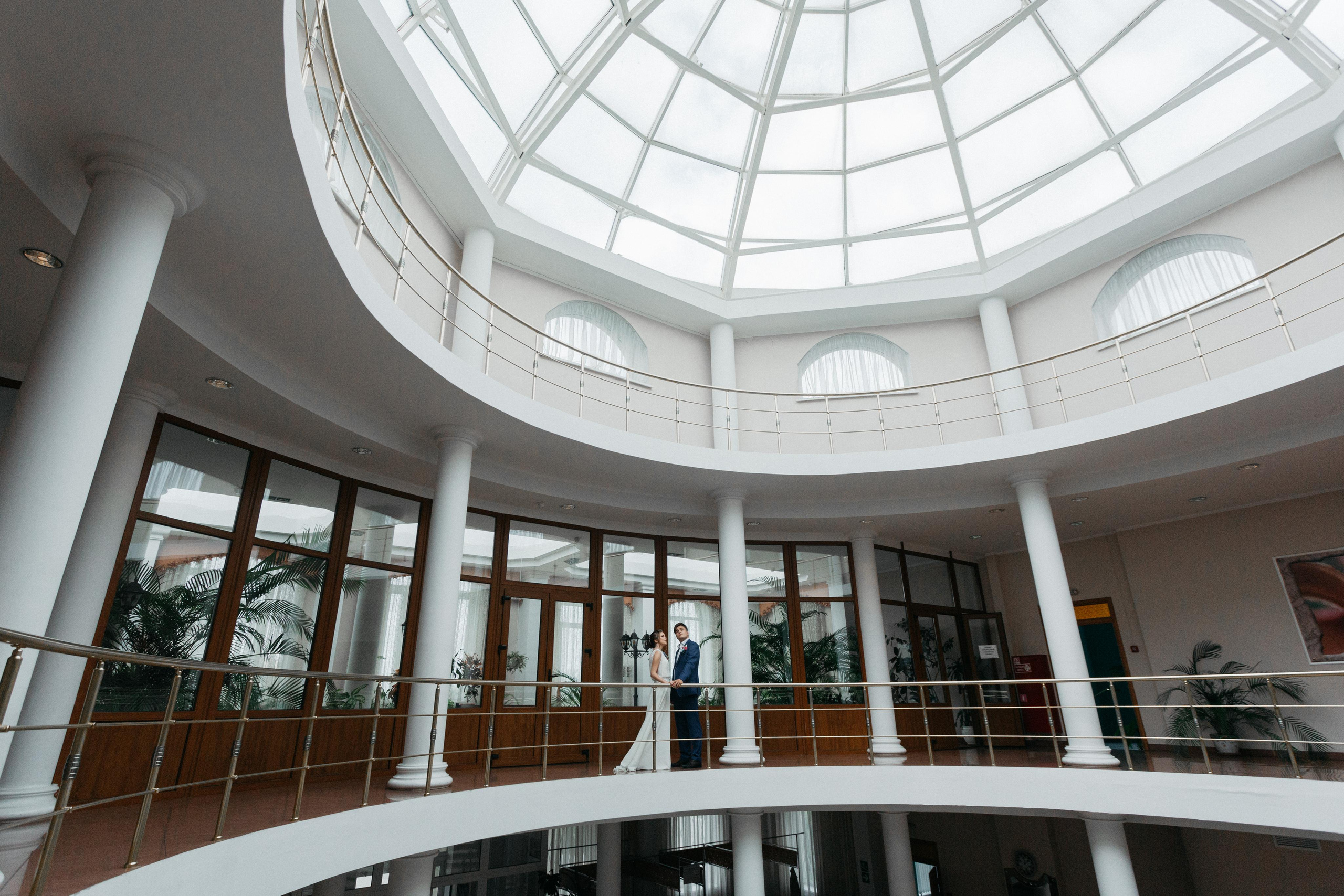 Все, что было на вечеринке, останется…. Свадебный фотограф в Санкт-Петербурге