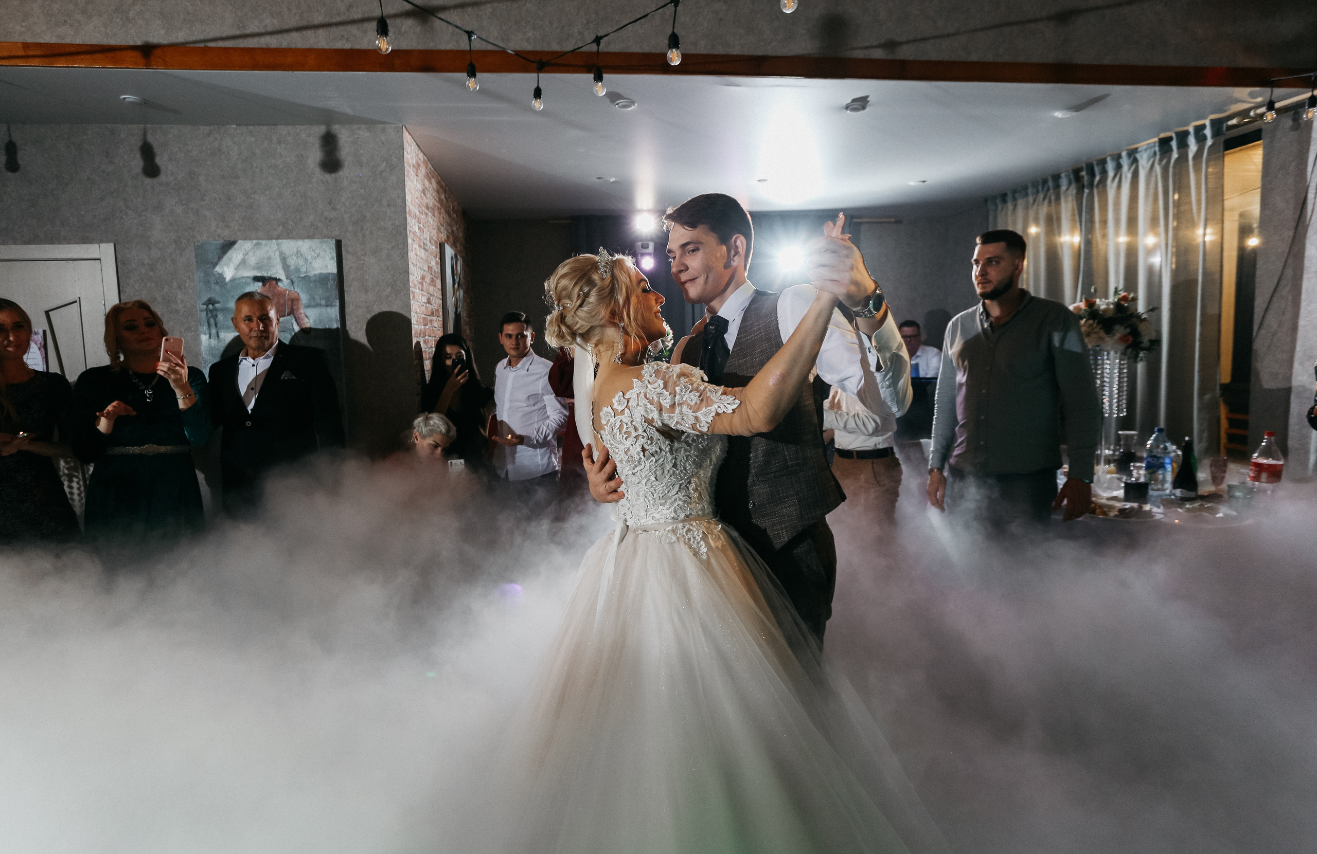 Сказка про слезы, шампанское и барбершоп. Свадебный фотограф в Санкт-Петербурге