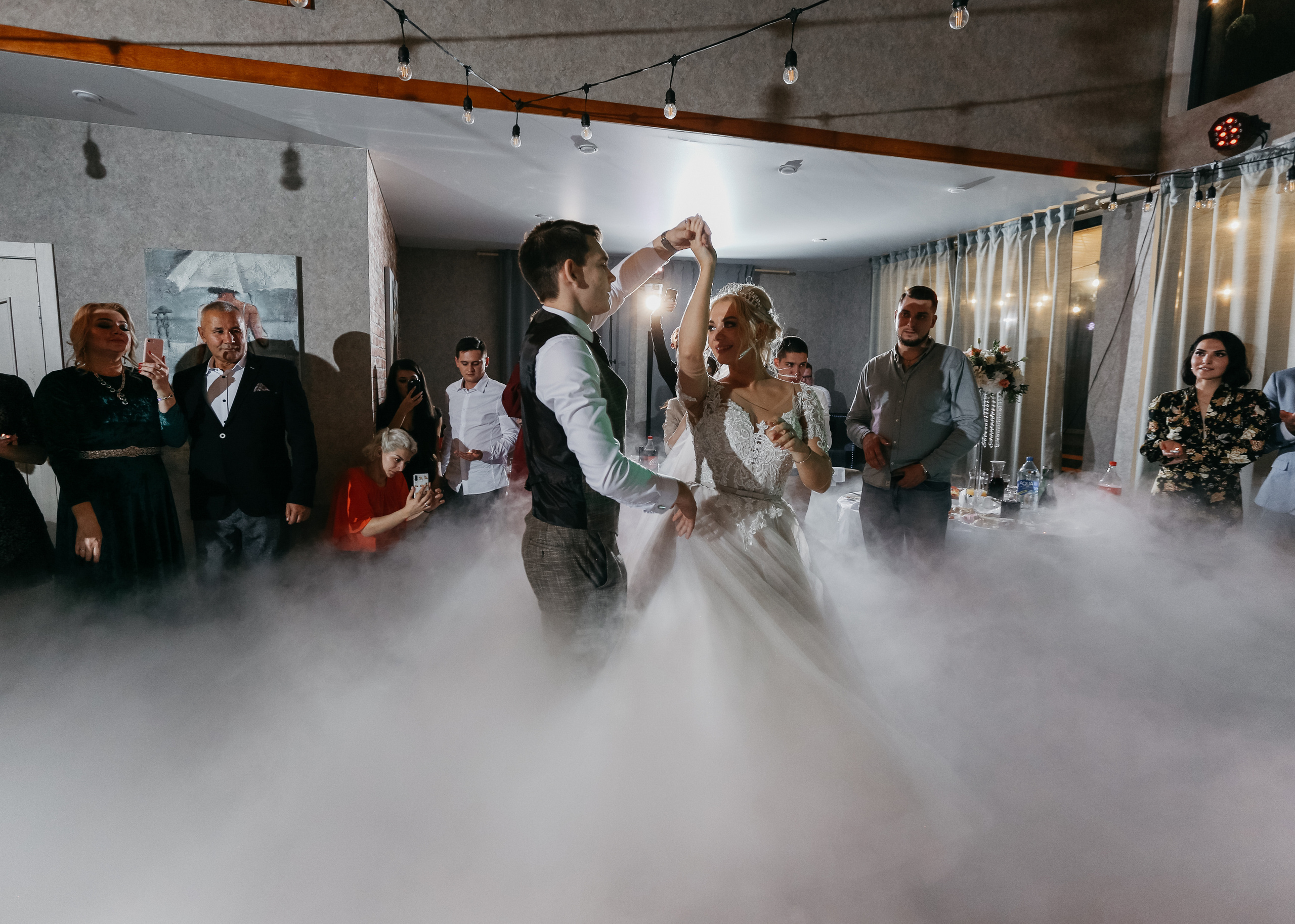 Сказка про слезы, шампанское и барбершоп. Свадебный фотограф в Санкт-Петербурге