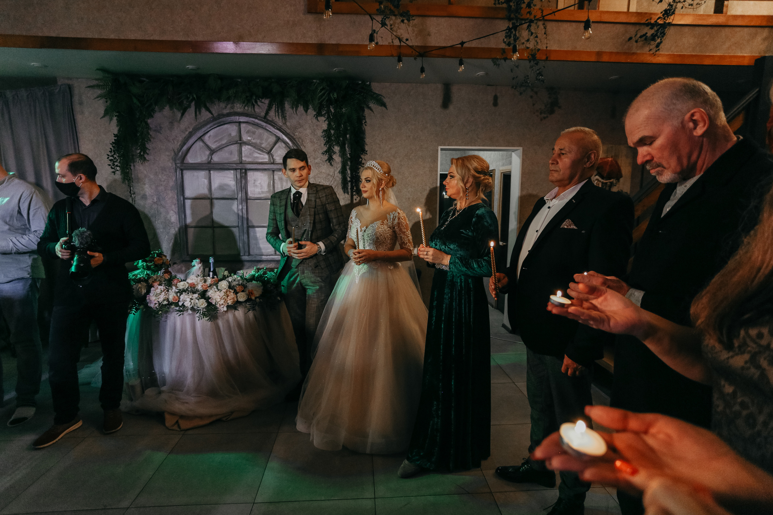 Сказка про слезы, шампанское и барбершоп. Свадебный фотограф в Санкт-Петербурге