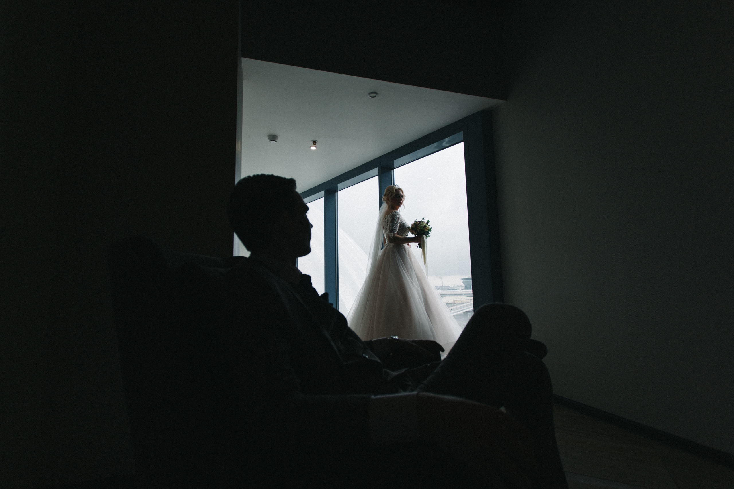 Сказка про слезы, шампанское и барбершоп. Свадебный фотограф в Санкт-Петербурге