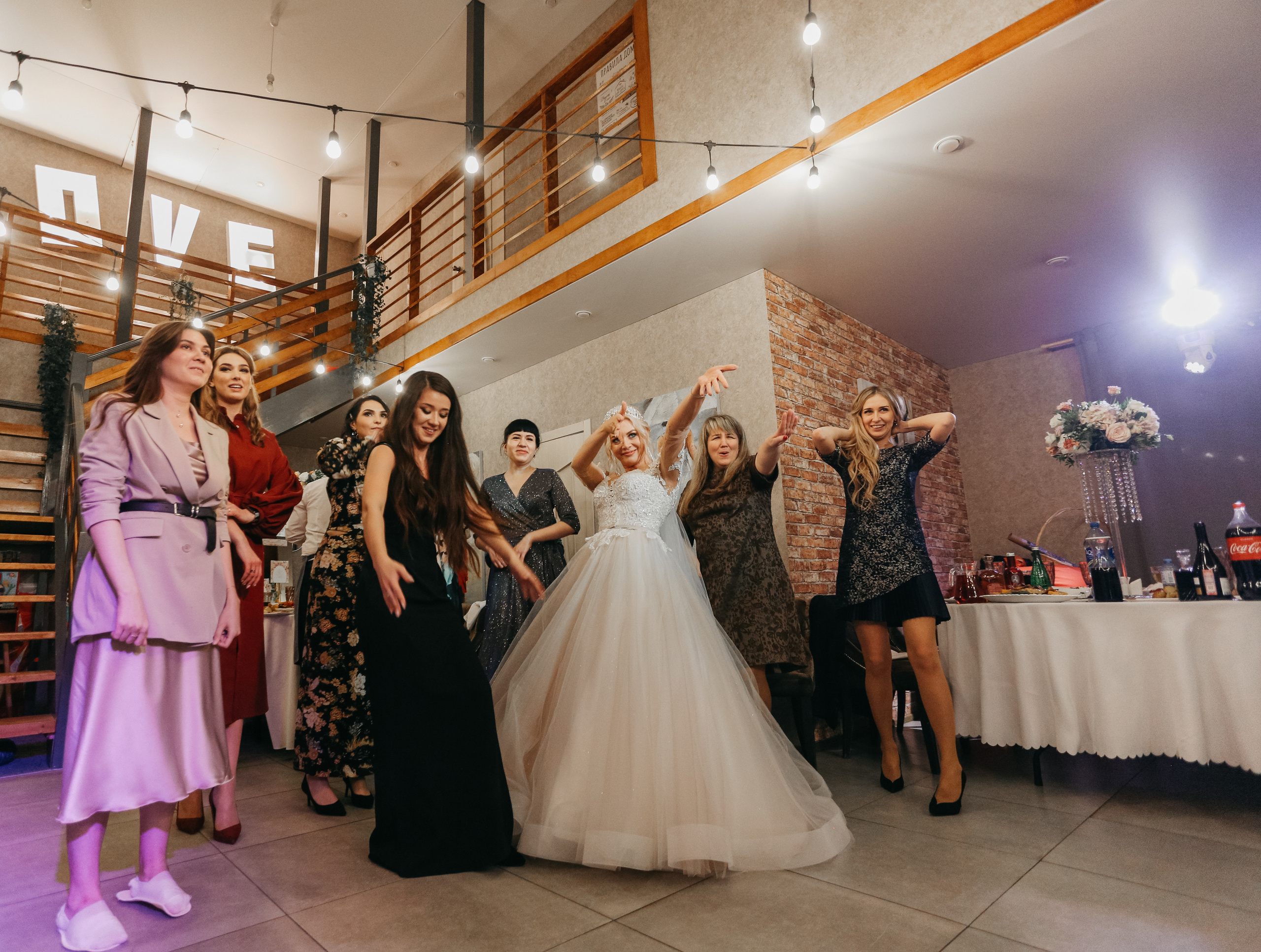 Сказка про слезы, шампанское и барбершоп. Свадебный фотограф в Санкт-Петербурге