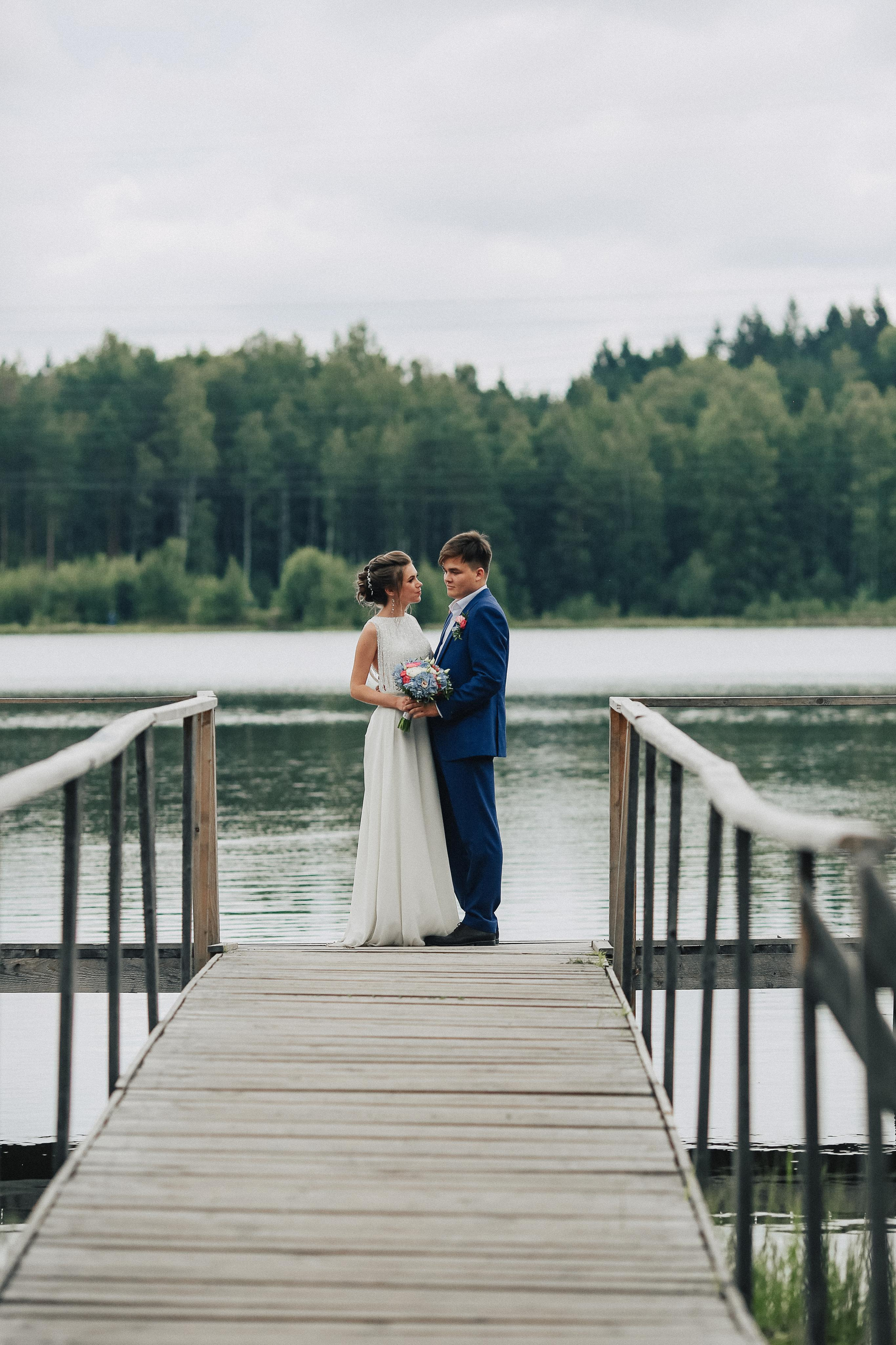 Все, что было на вечеринке, останется…. Свадебный фотограф в Санкт-Петербурге