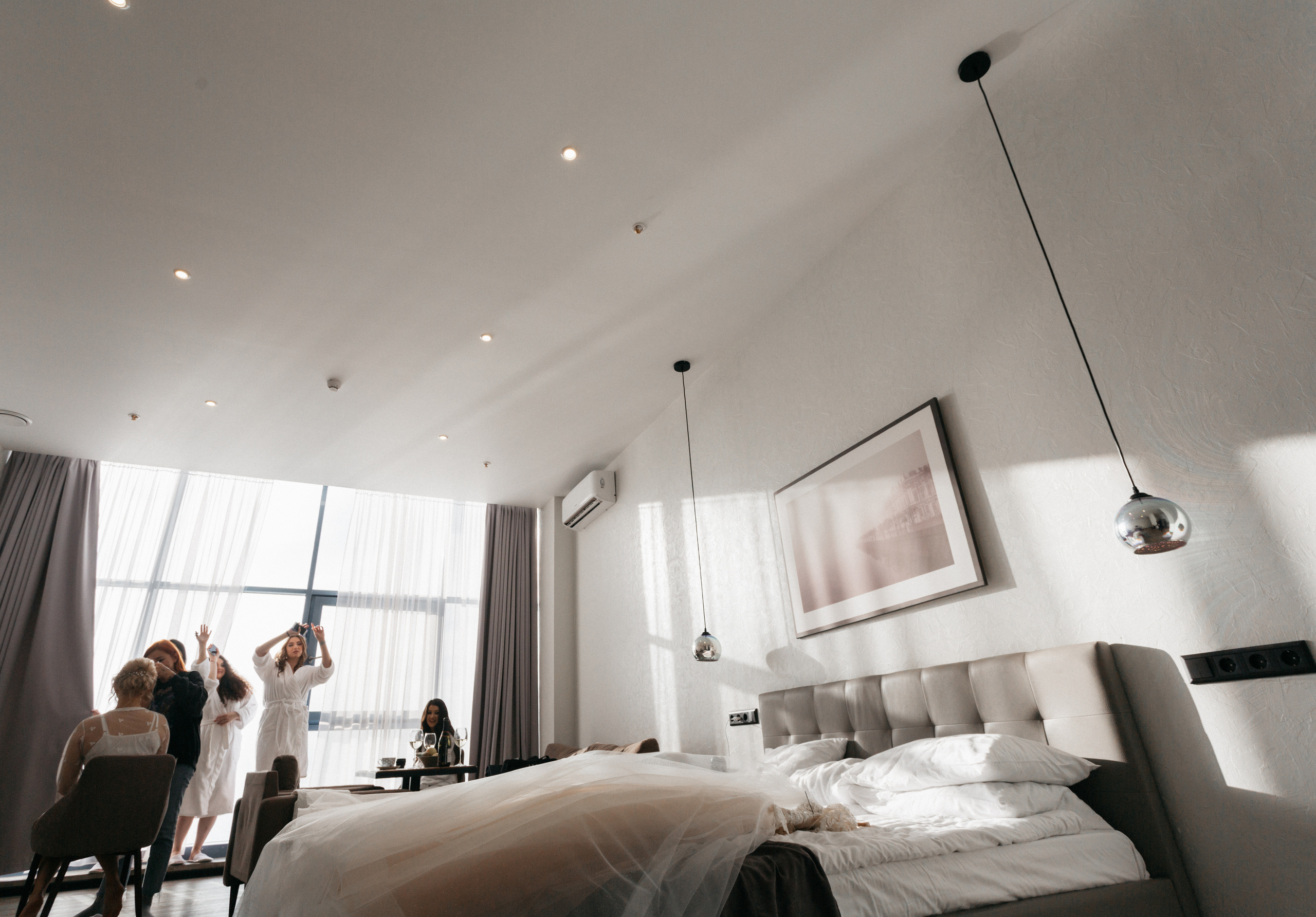 Сказка про слезы, шампанское и барбершоп. Свадебный фотограф в Санкт-Петербурге