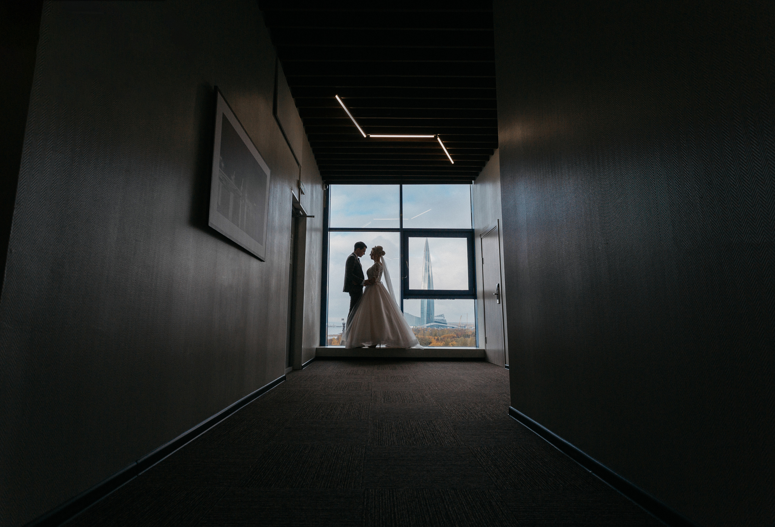 Сказка про слезы, шампанское и барбершоп. Свадебный фотограф в Санкт-Петербурге