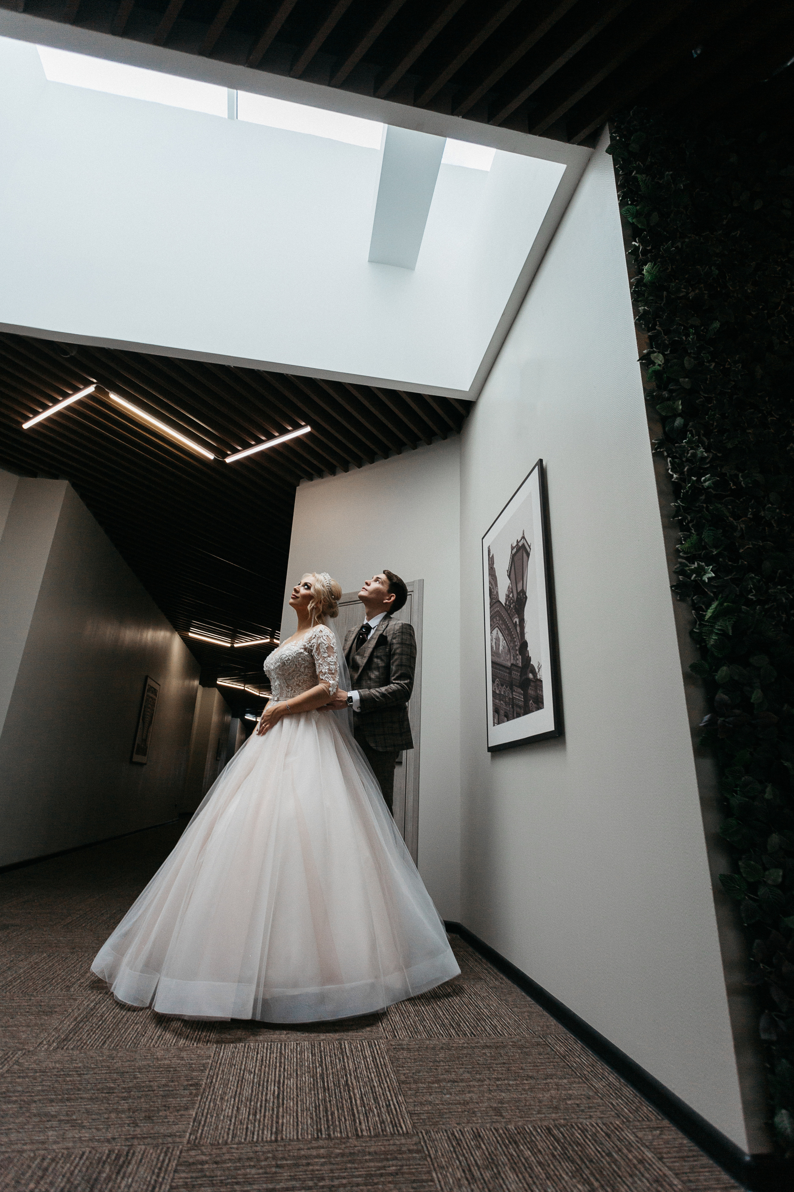 Сказка про слезы, шампанское и барбершоп. Свадебный фотограф в Санкт-Петербурге