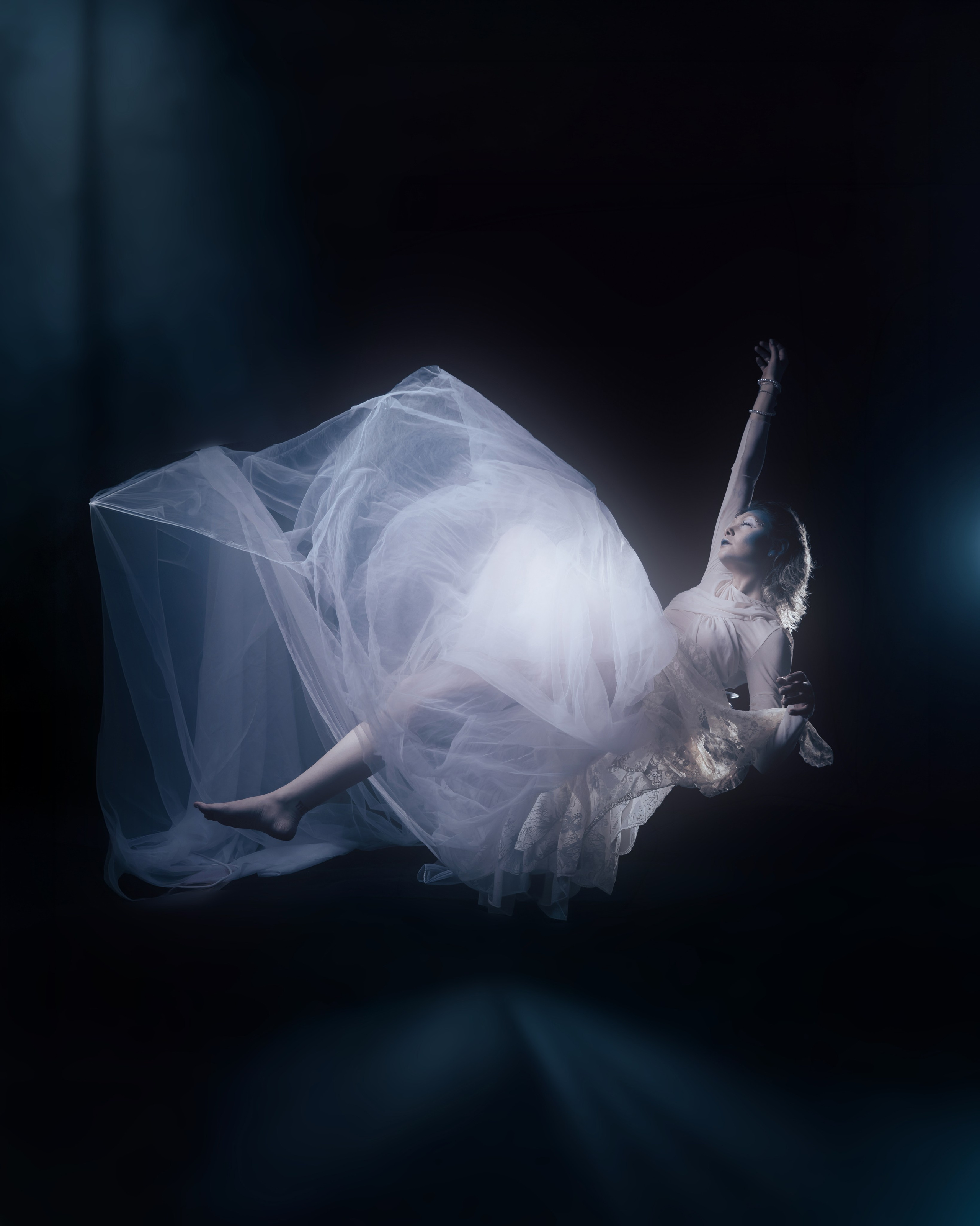 Креативная тематическая индивидуальная портретная съёмка. Фотограф Екатеринбург для вас или вашего бренда