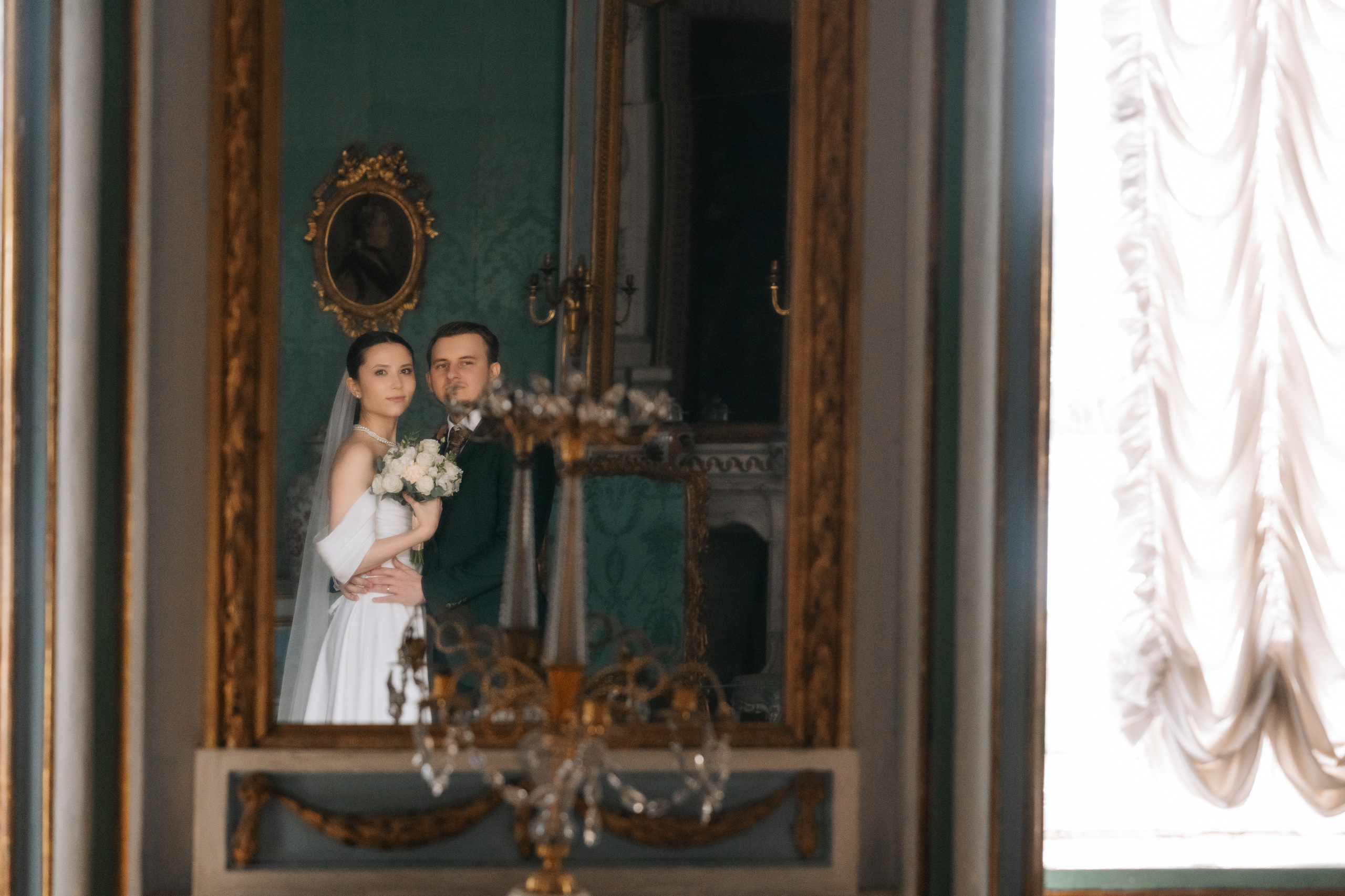 Влад и Илина в Кусково. Свадебный фотограф в Москве Анна Полушина