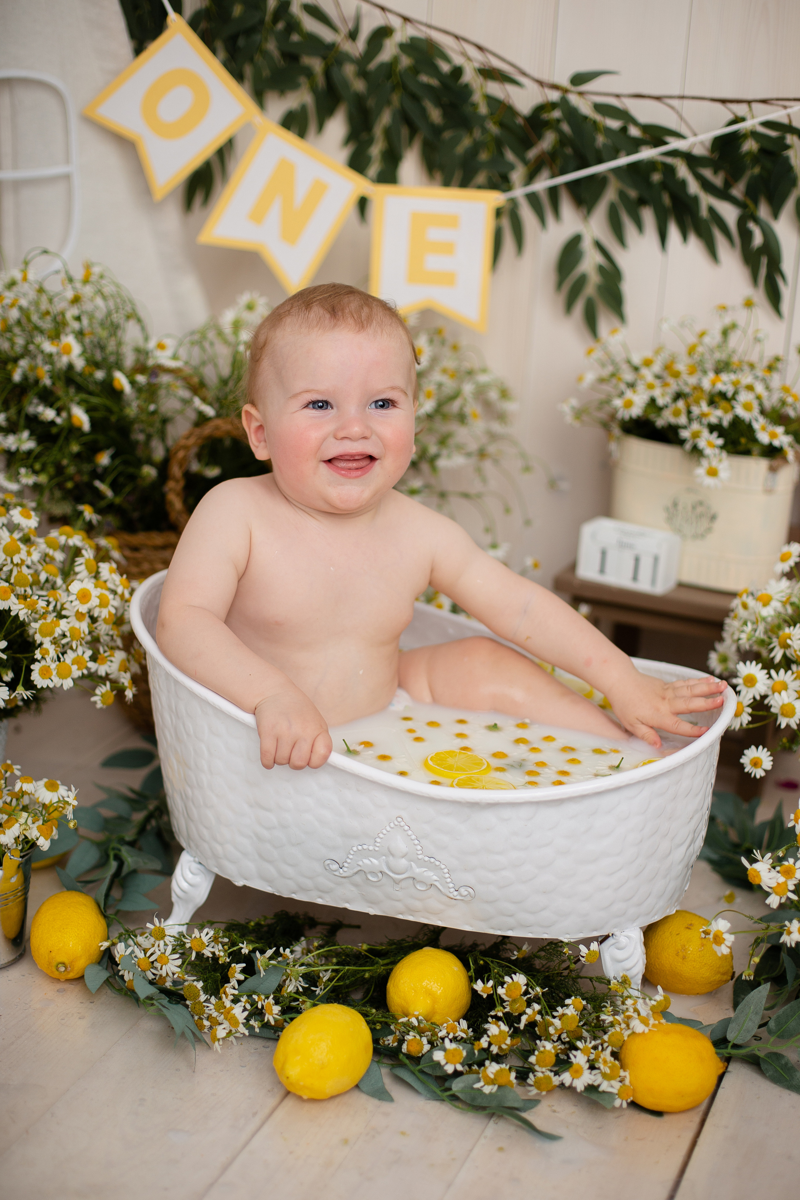 Молочные купашки. Фотограф СПб, Новогорелово, Новоселье, Торики