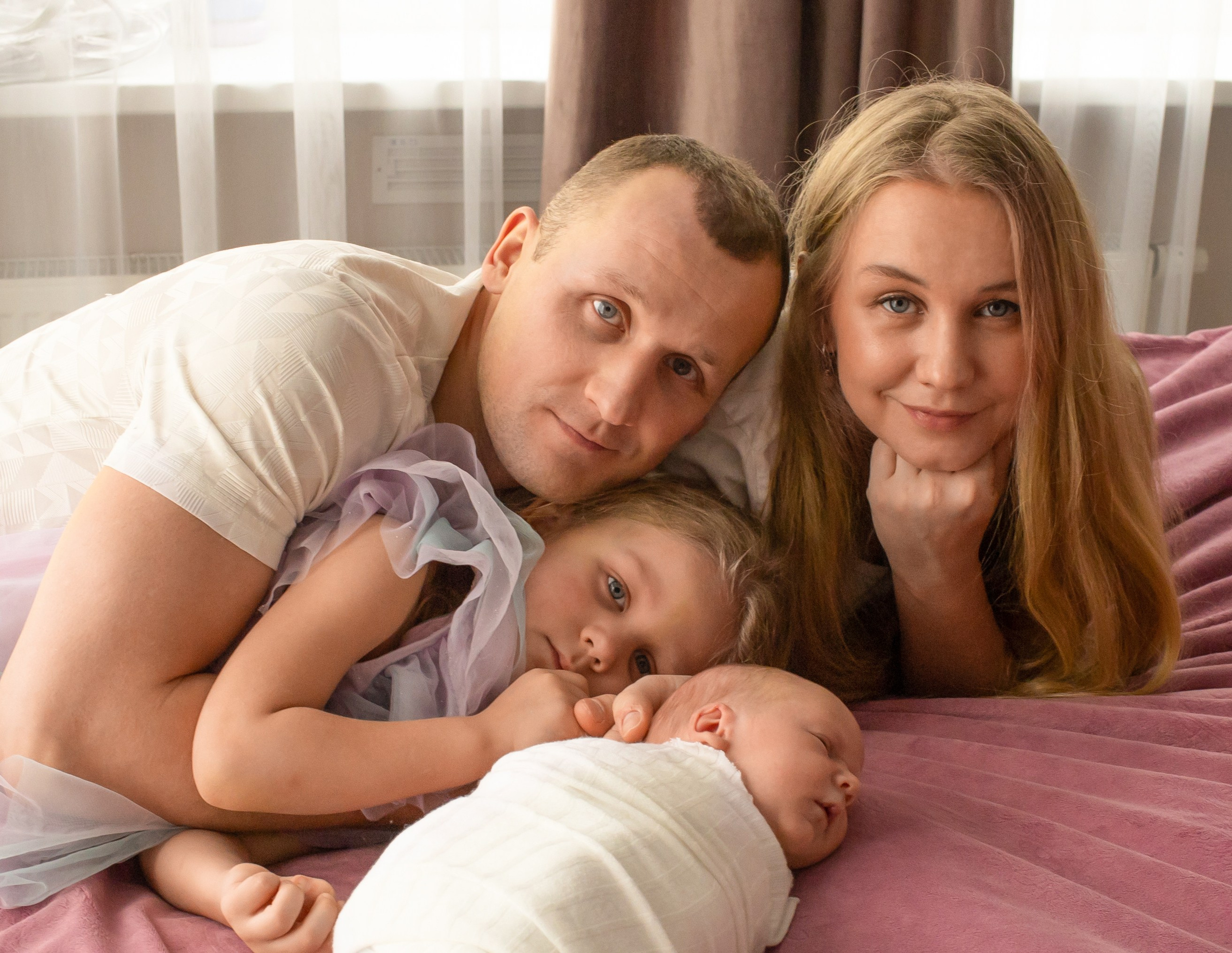 Семейная «Лайт». Фотограф новорожденных в Екатеринбурге