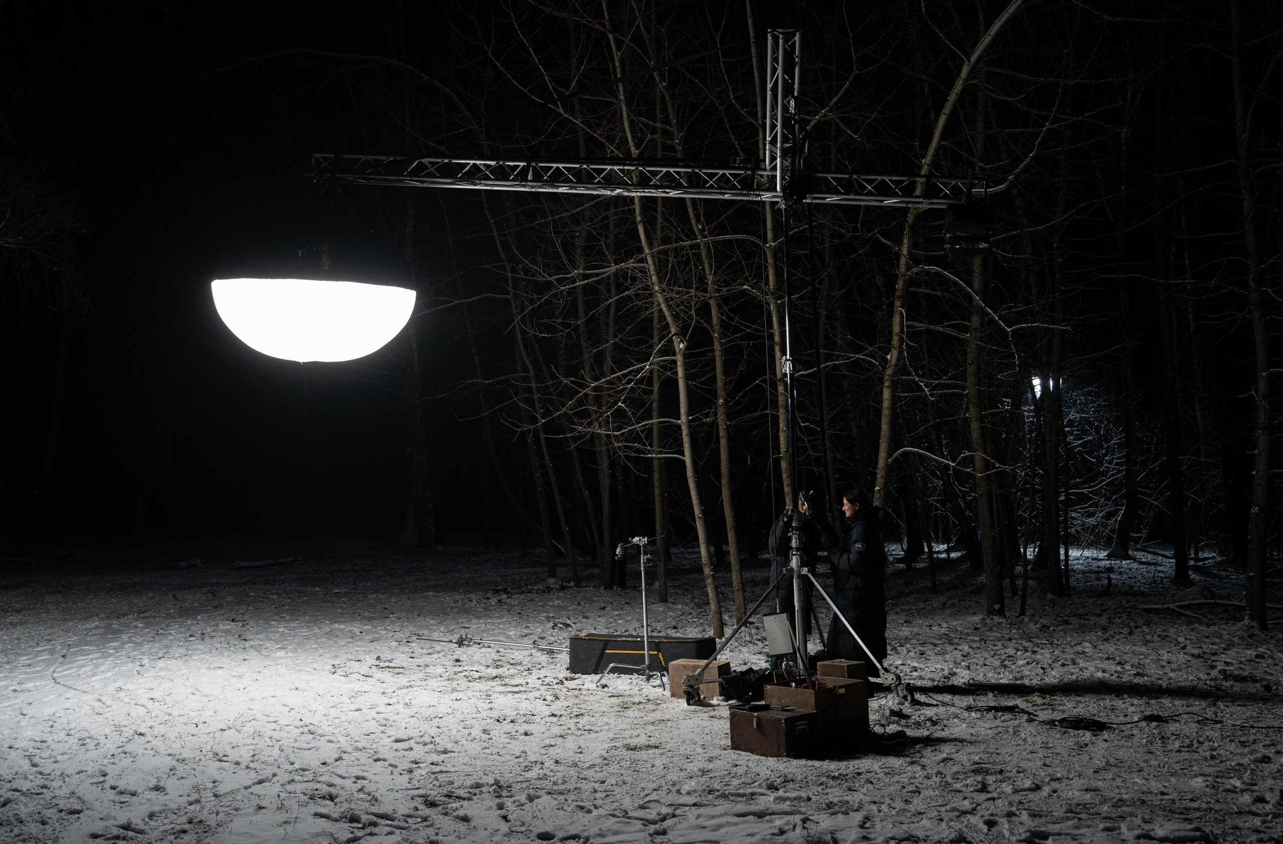 Backstage 10.12.2025. Коммерческий и художественный фотограф и видеограф в Москве Арсений Тургенев