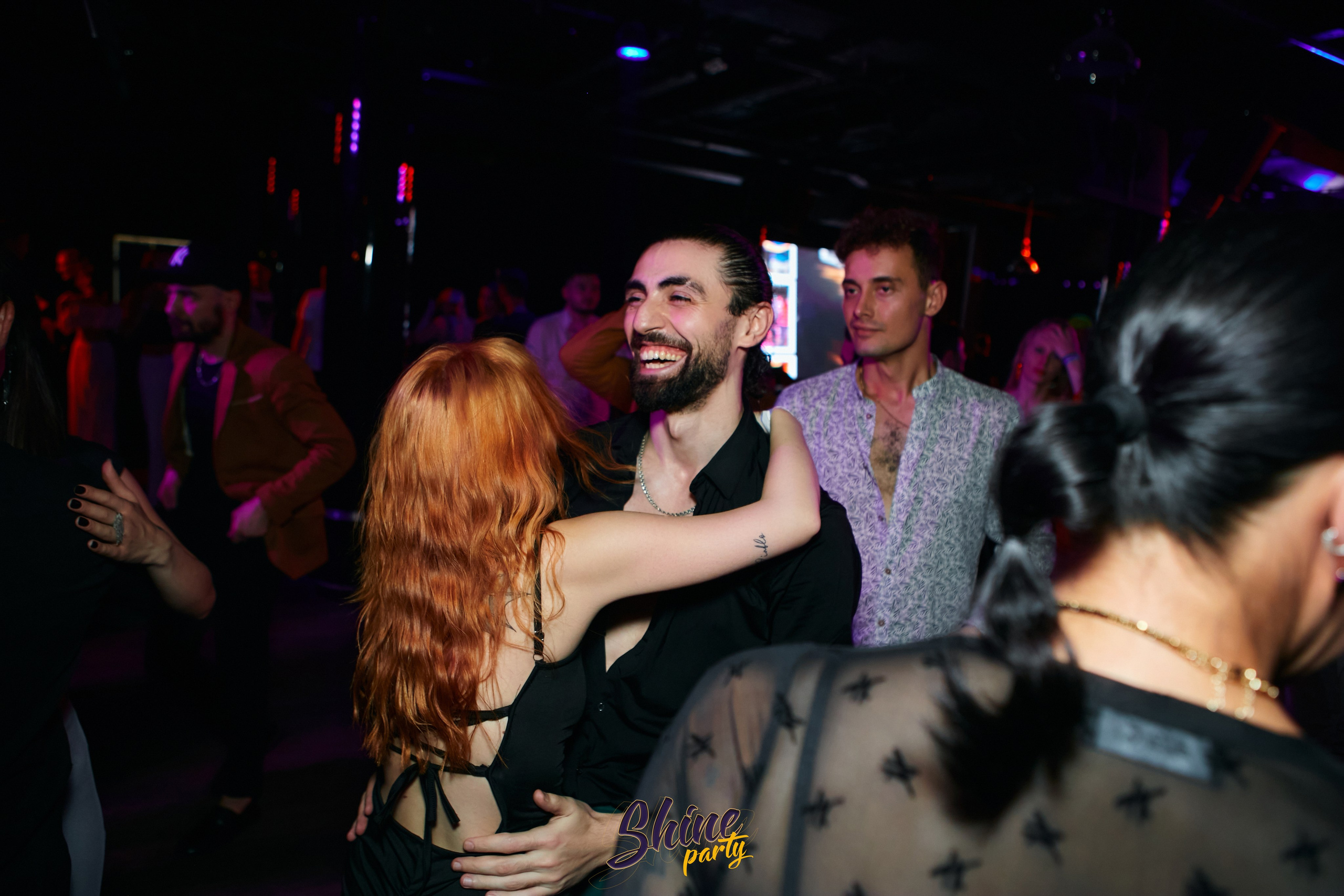 Shine party bachata. Свадебный фотограф