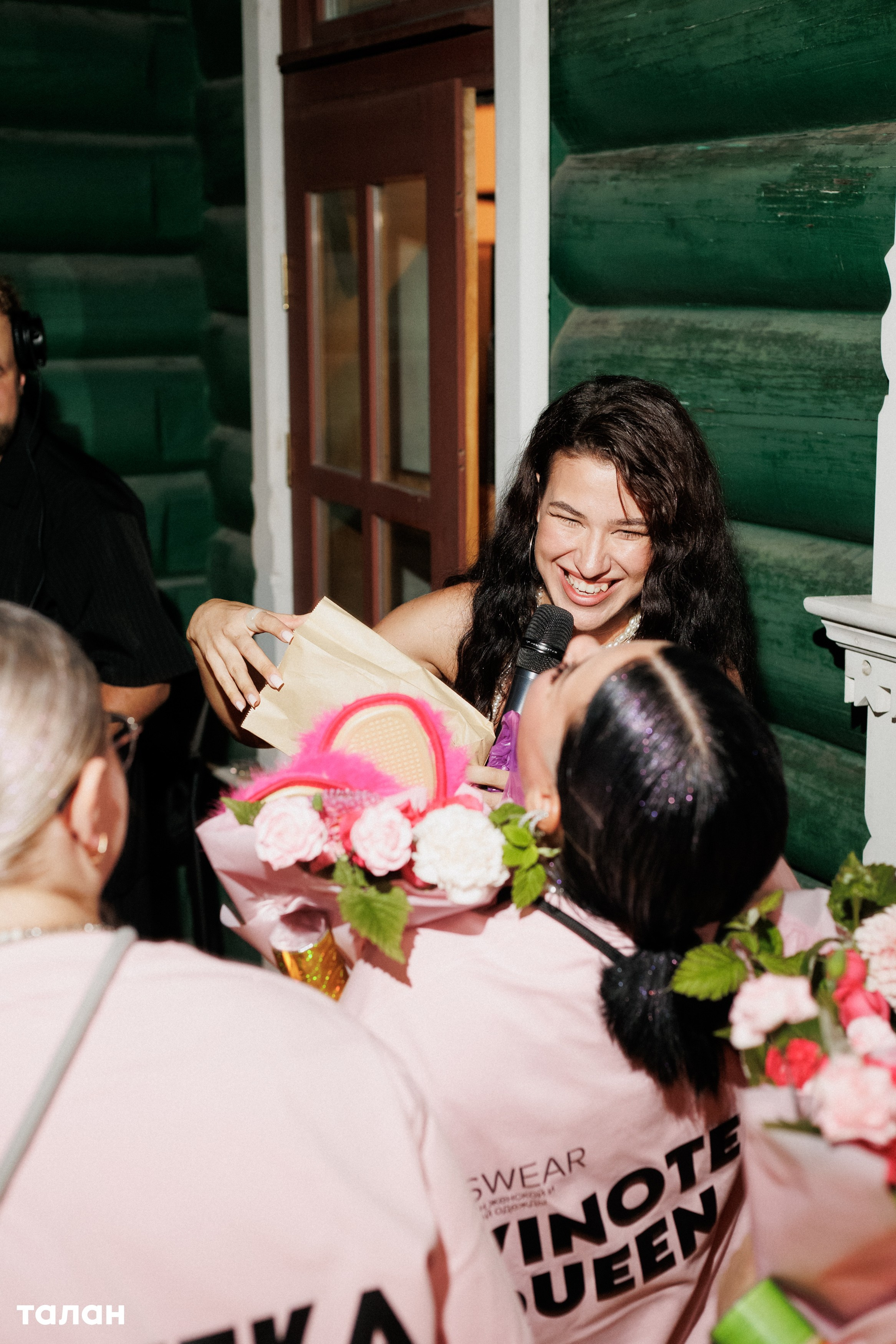 ВИНОТЕКА [бар+магаз] — BIRTHDAY PARTY. СВОИ. ФОТООТЧЕТЫ-СОБЫТИЯ-МЕСТА