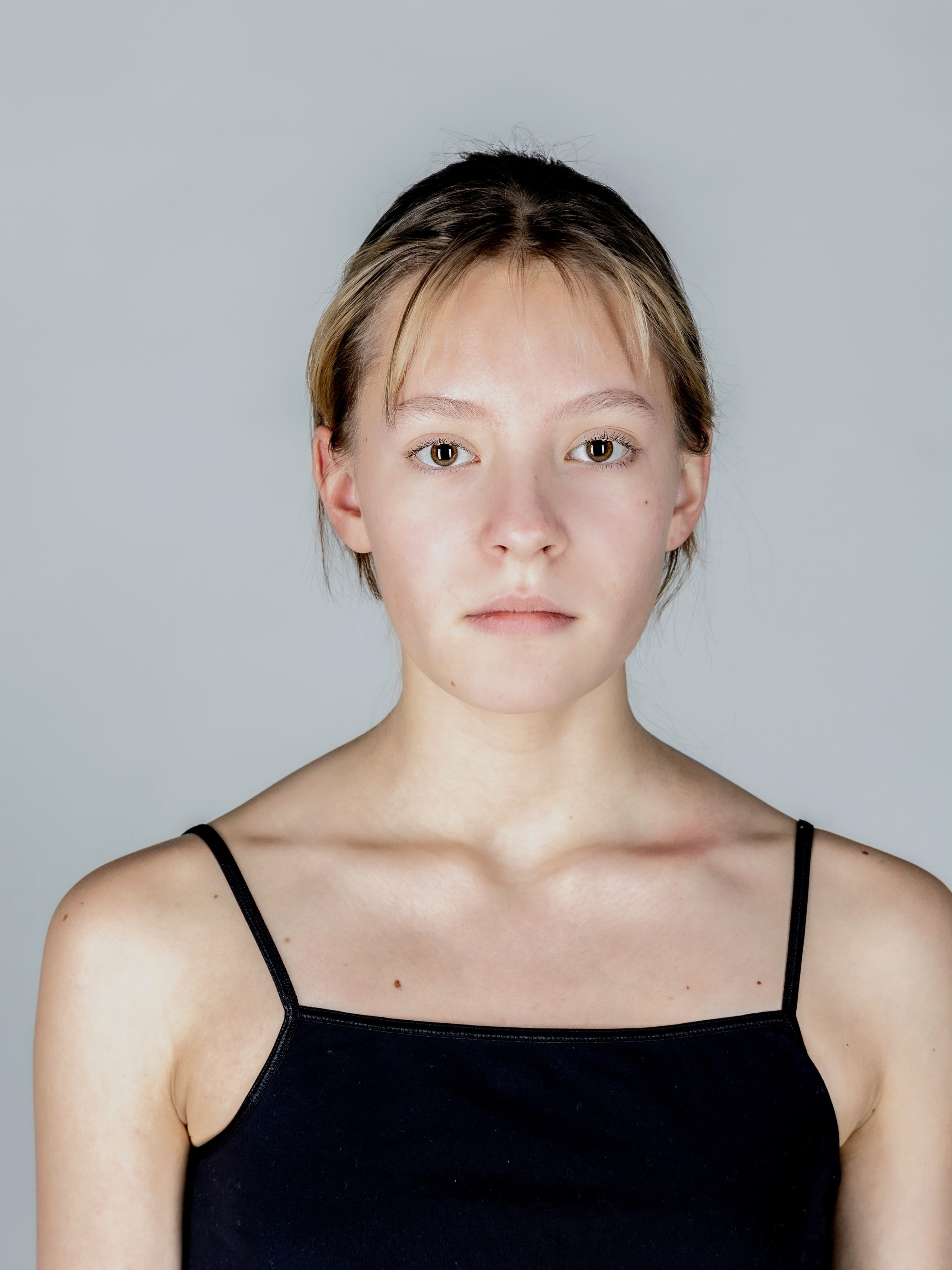 Модели для съёмок товаров на маркетплейсах. Фотограф Татьяна Марсуверских Жуковский. Фотограф для маркетплейсов, фотоуслуги в Жуковском Татьяна Марсуверских