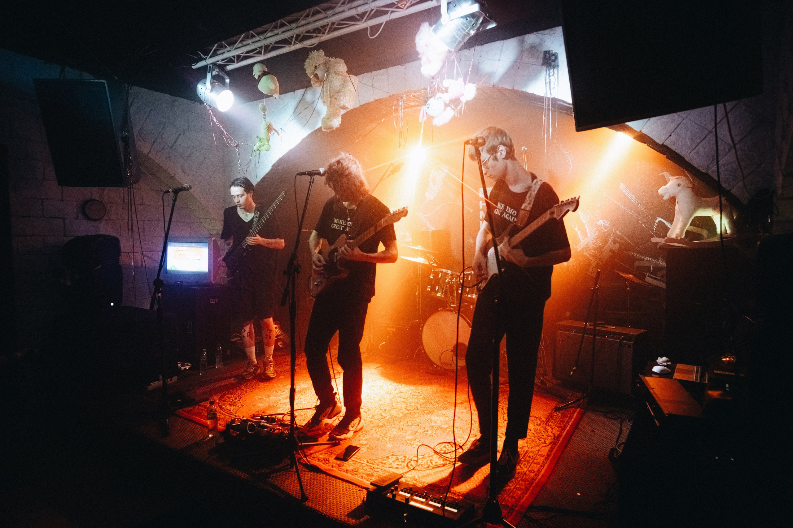 Группа «Meow». Фотограф Артём Бобков Сургут