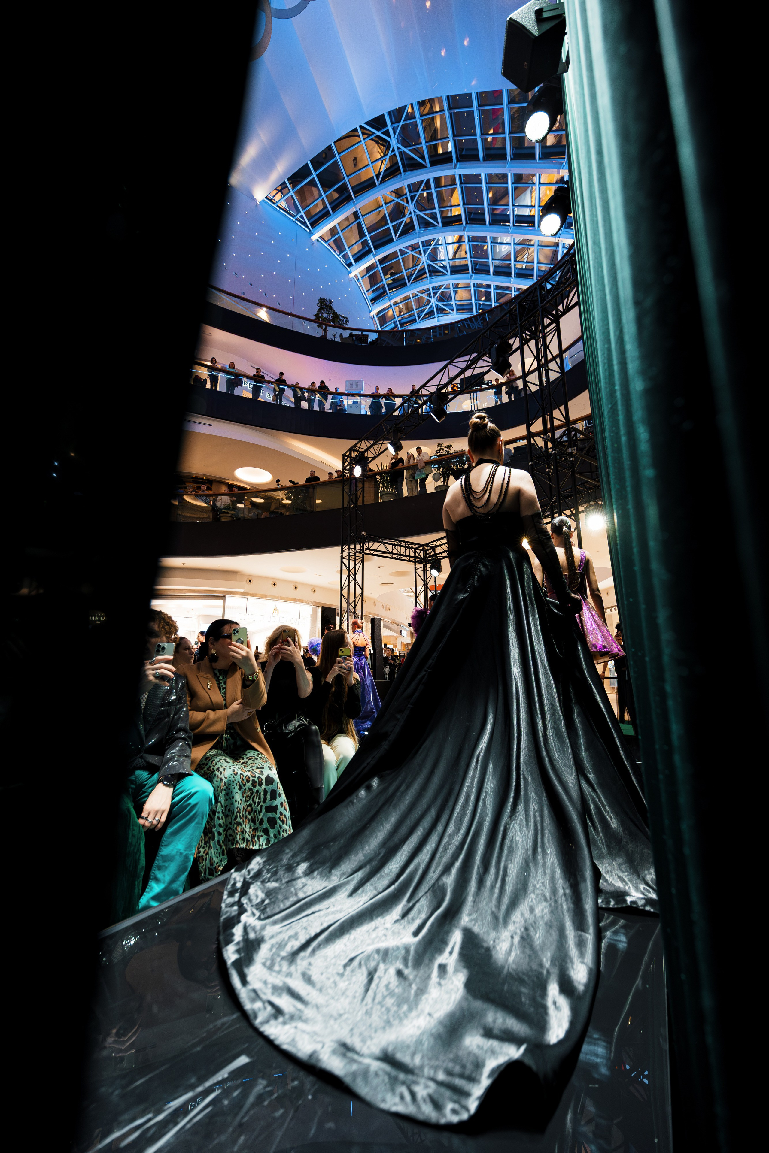 METROPOLIS x SFW 2025. Репортажный фотограф Семён Борисов | Москва