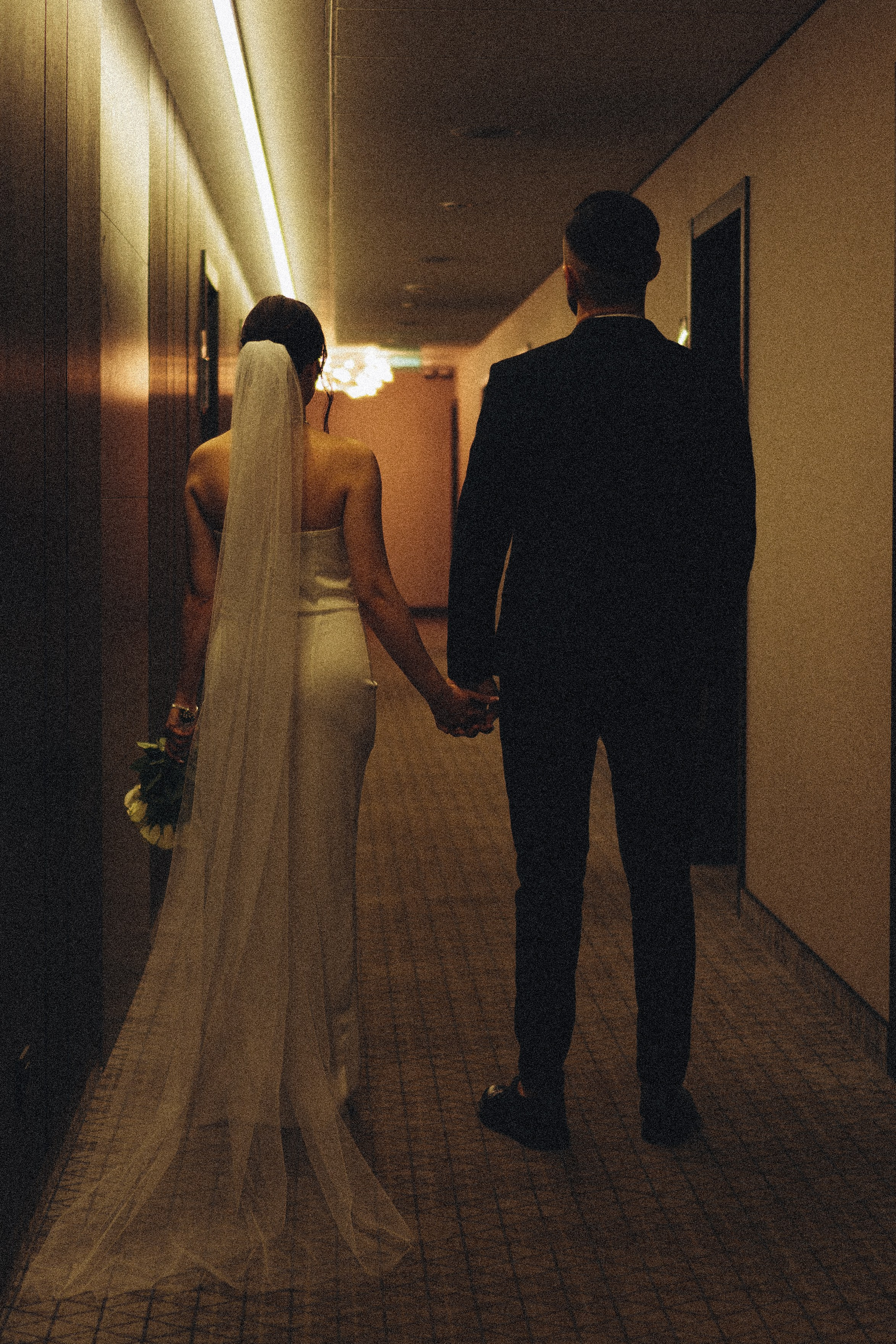 СВАДЕБНАЯ СЬЕМКА СБОРОВ ЖЕНИХА И НЕВЕСТЫ В ОТЕЛЕ И ТАКЖЕ ФОТОСЕССИИЯ В ОТЕЛЕЕ МЕГАПОЛИС БРЯНСК. Профессиональный фотограф, Санкт-Петербург — Виктория Богомолова