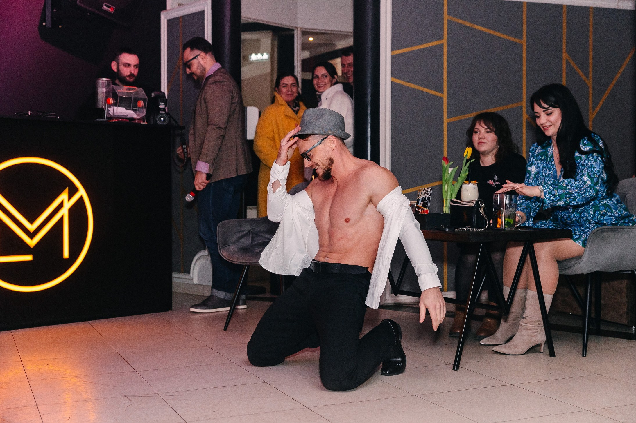 8 марта в лаунж-баре Major 2024. Свадебный, семейный и детский фотограф в Калининграде Елена Кравцова